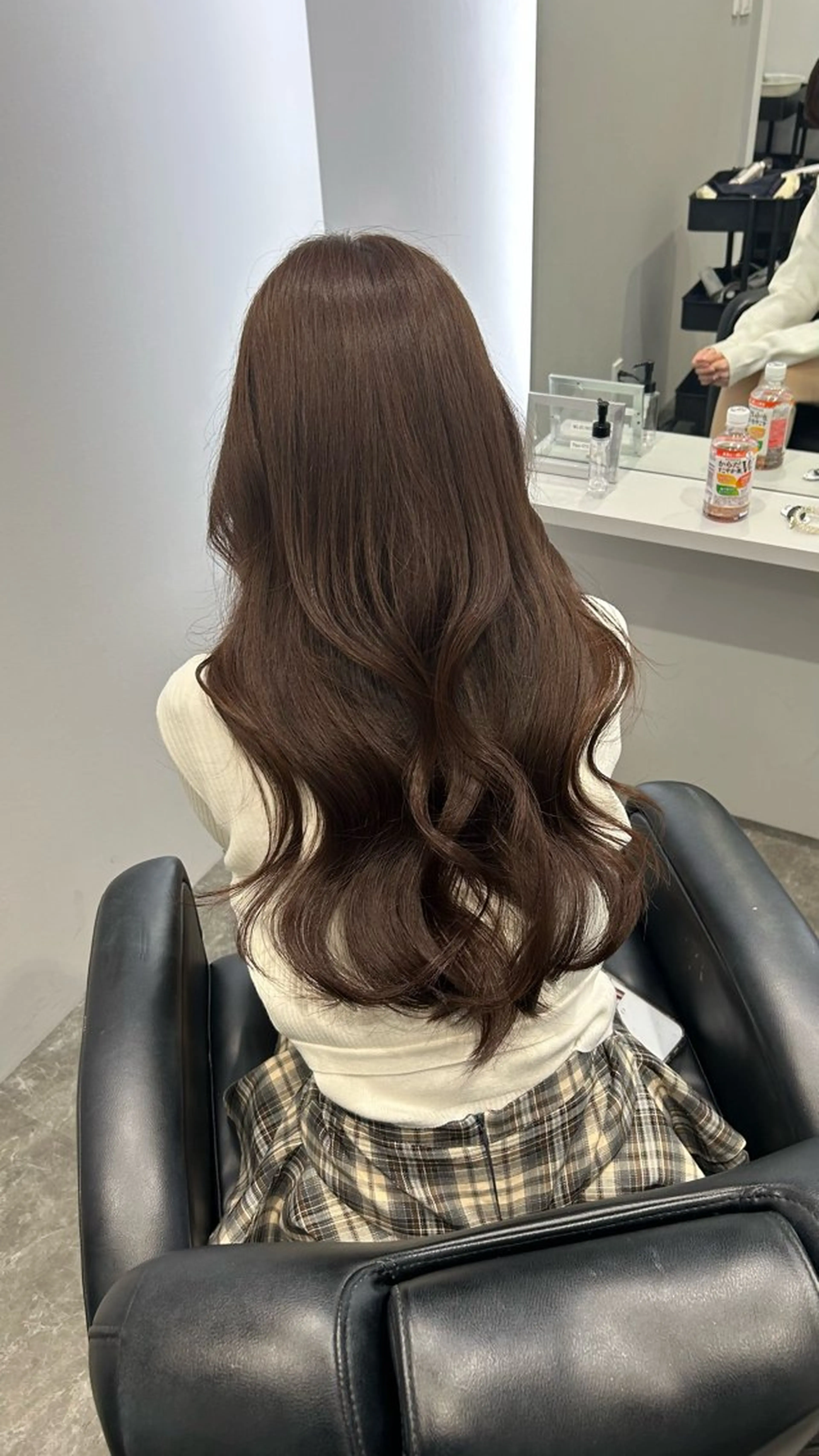 ロング カラー ベージュカラー オリーブベージュ カット ヘアカラー トリートメント オリーブ/赤み消し 透明感/Akaneのヘアスタイル