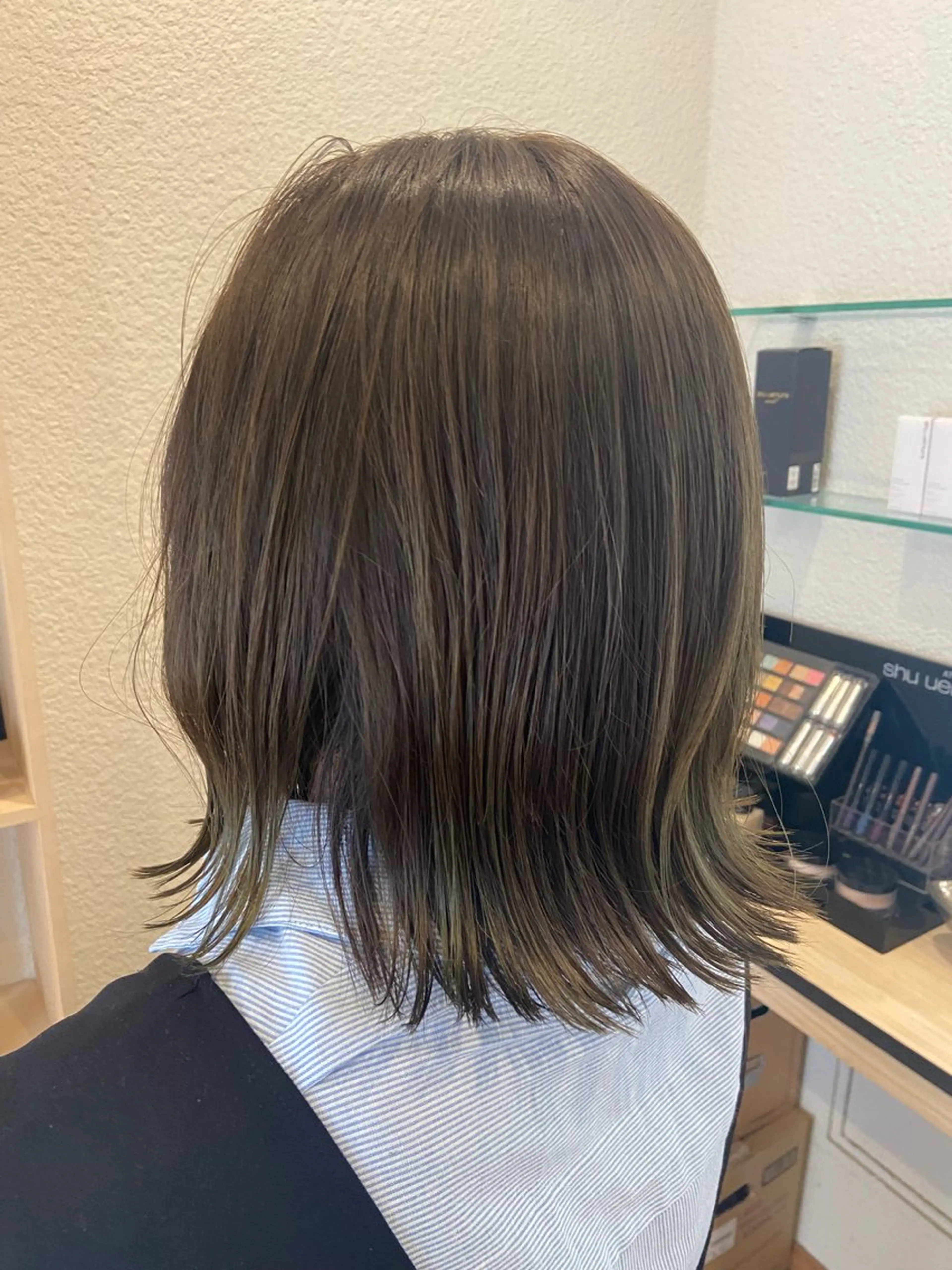 ミディアム カラー ブリーチなし透明感 カラー✨山仲絢圭のヘアスタイル