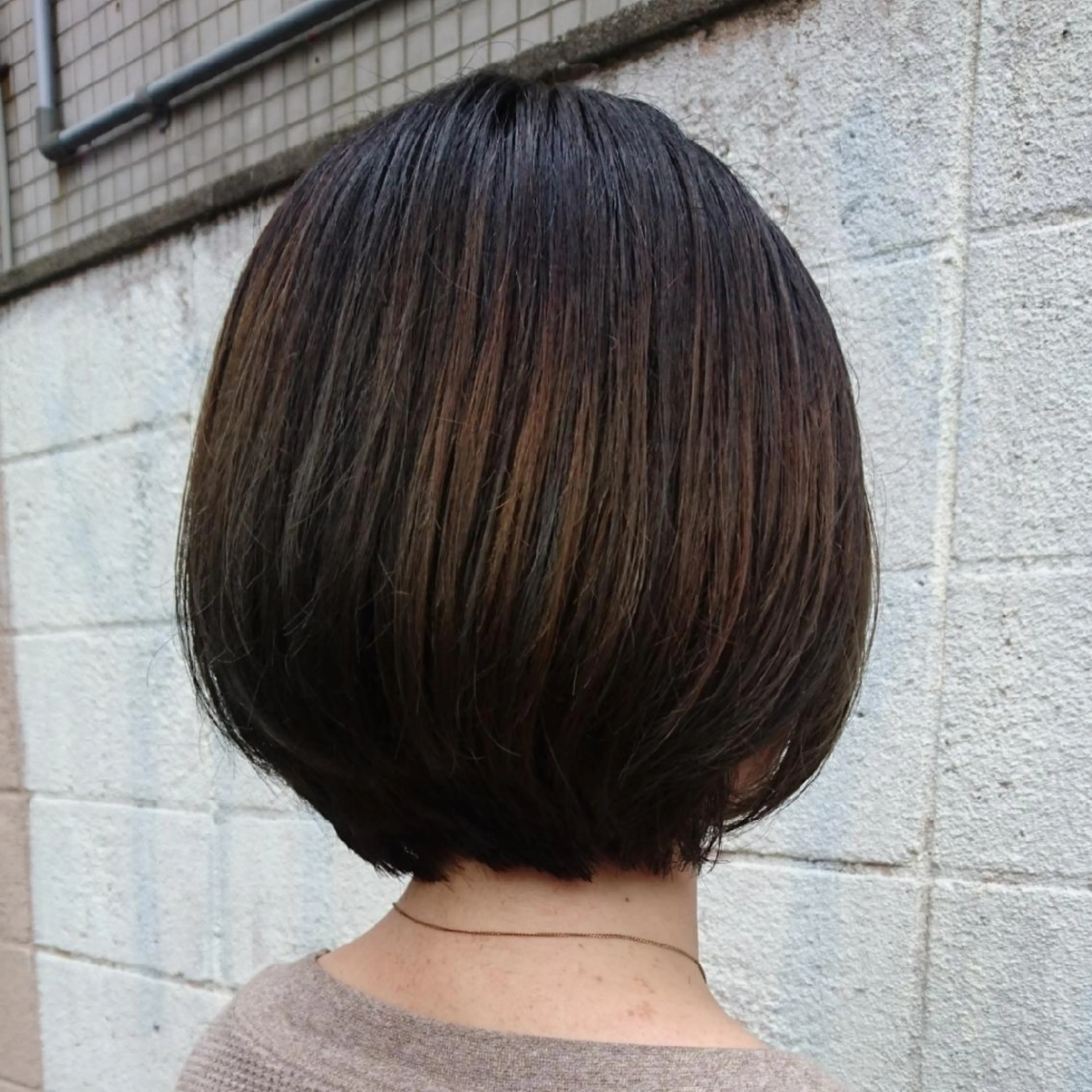 ショート カラー グラデーションカラー ボブ カット ヘアカラー 30.40代大人 ショート✨️井上雄輝のヘアスタイル
