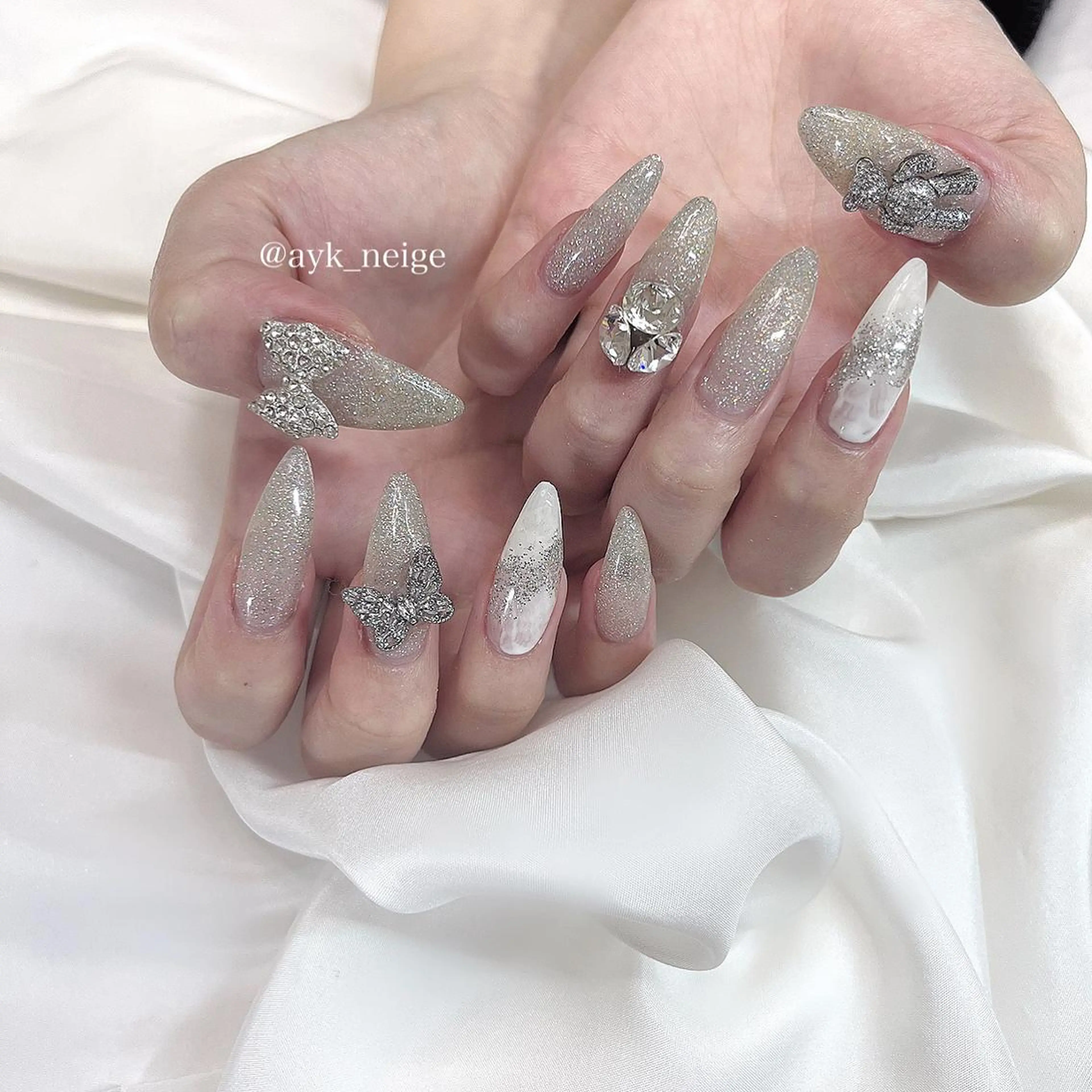 ネイル フットネイル フレンチネイル ガラスフレンチ グラデーション 韓国ネイル n'eige nail所属・大谷 綾香のネイルデザイン