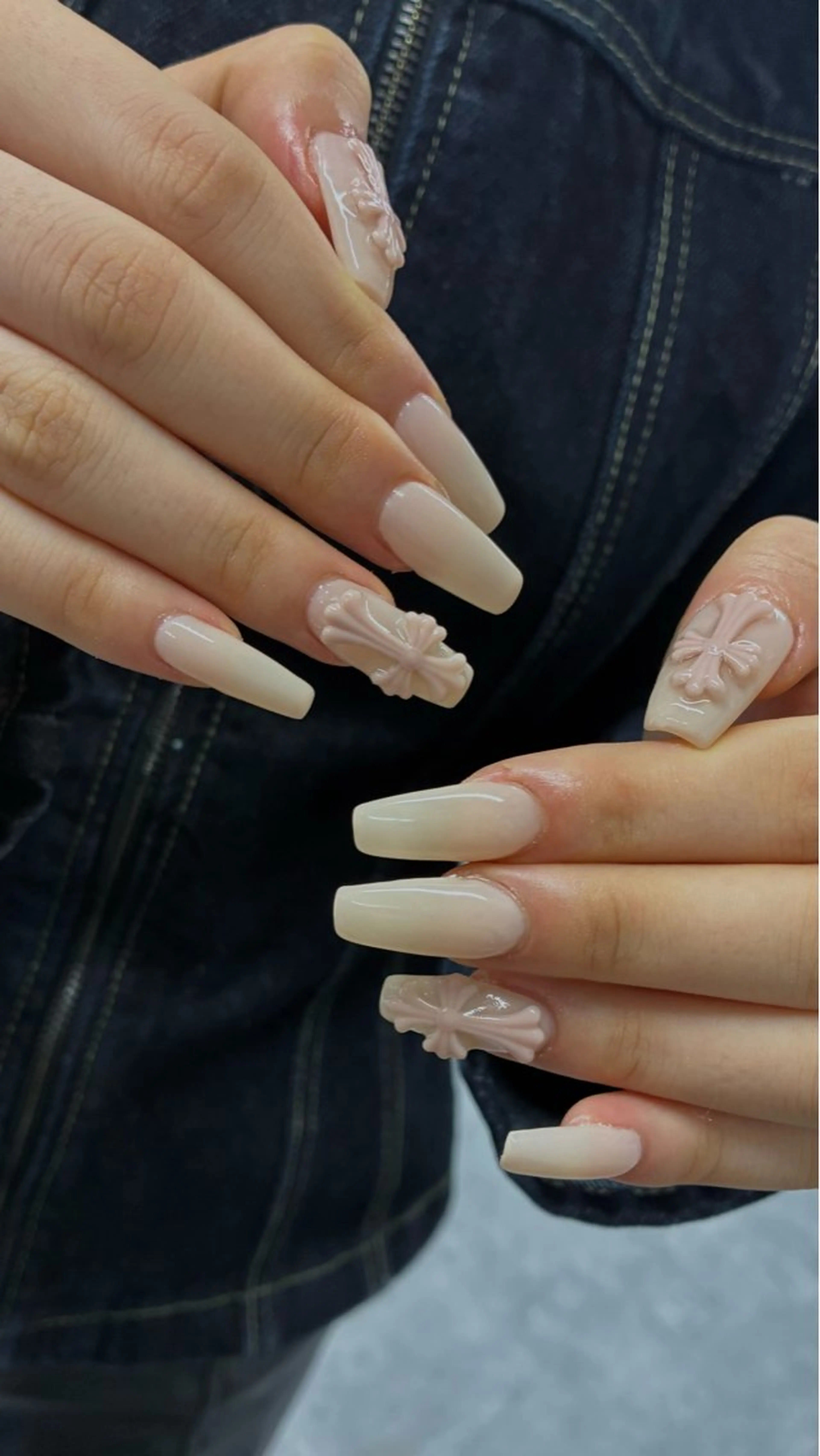 ネイル キラキラネイル ロングネイル オフィスネイル ワンカラーネイル リボン ハンドネイル Risa 梅田/南森町ネイルのネイルデザイン