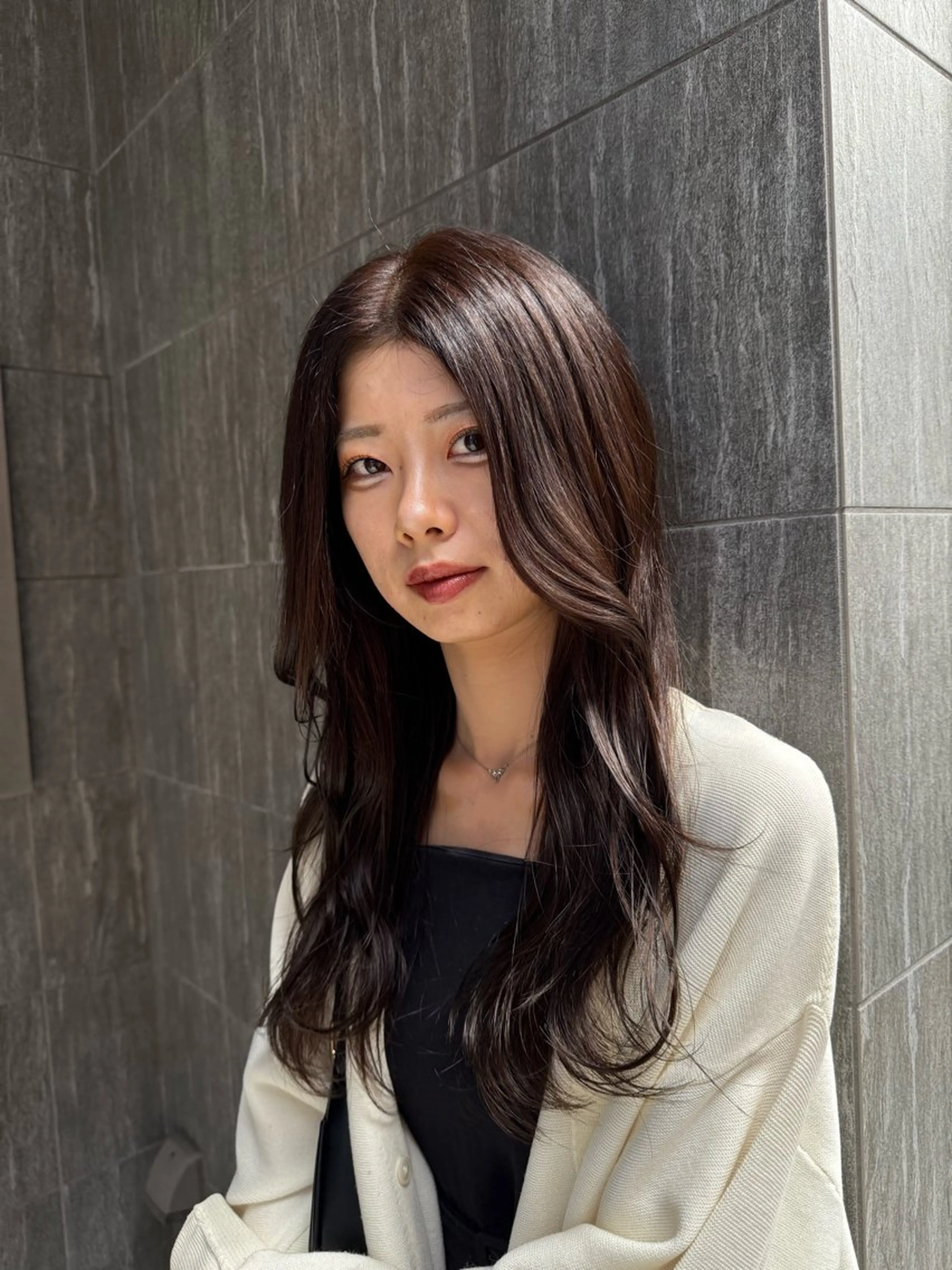 ロング カラー ブリーチ カット ヘアカラー トリートメント 有田裕真 【ブリーチカラー】のヘアスタイル