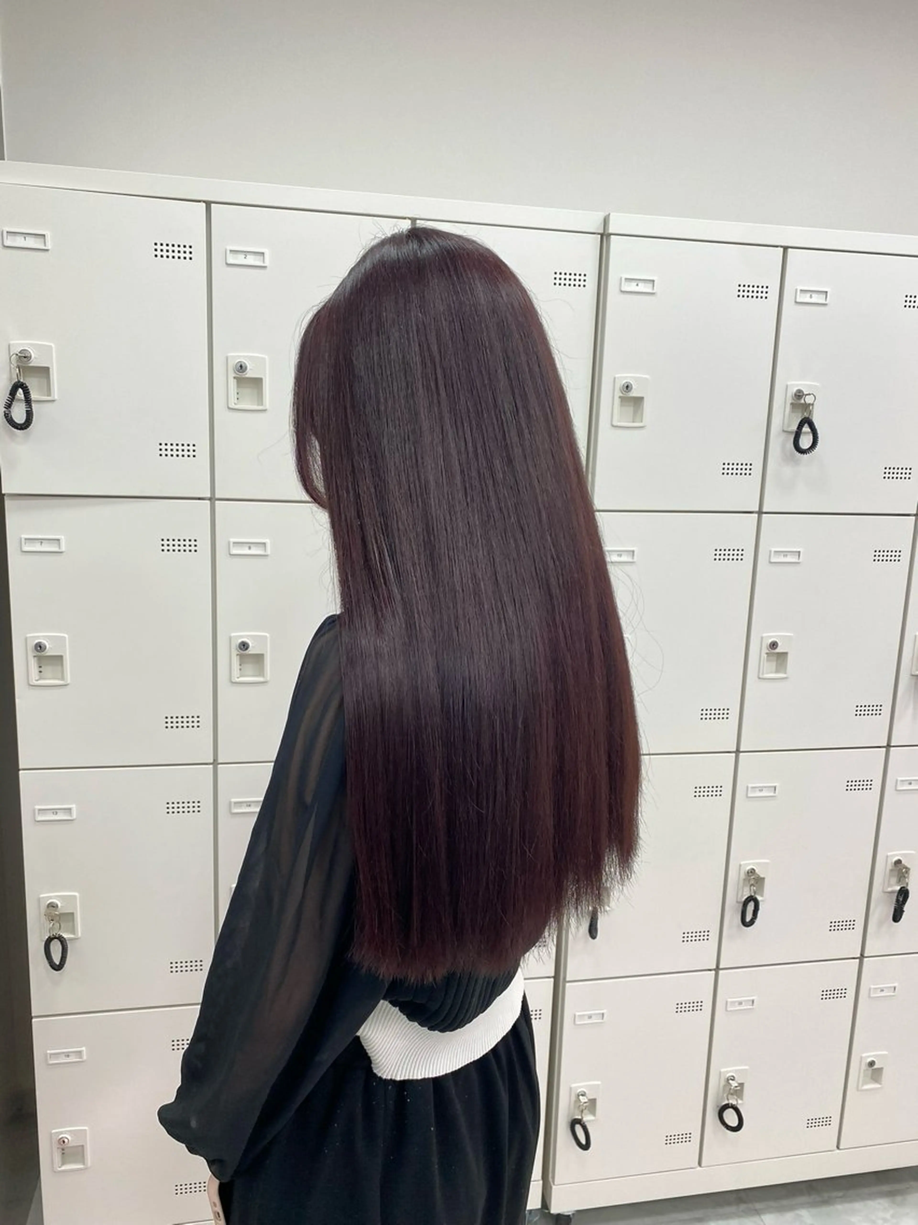 セミロング カラー ヘアカラー トリートメント 💖似合わせカラー レイヤー💖縮毛矯正のヘアスタイル