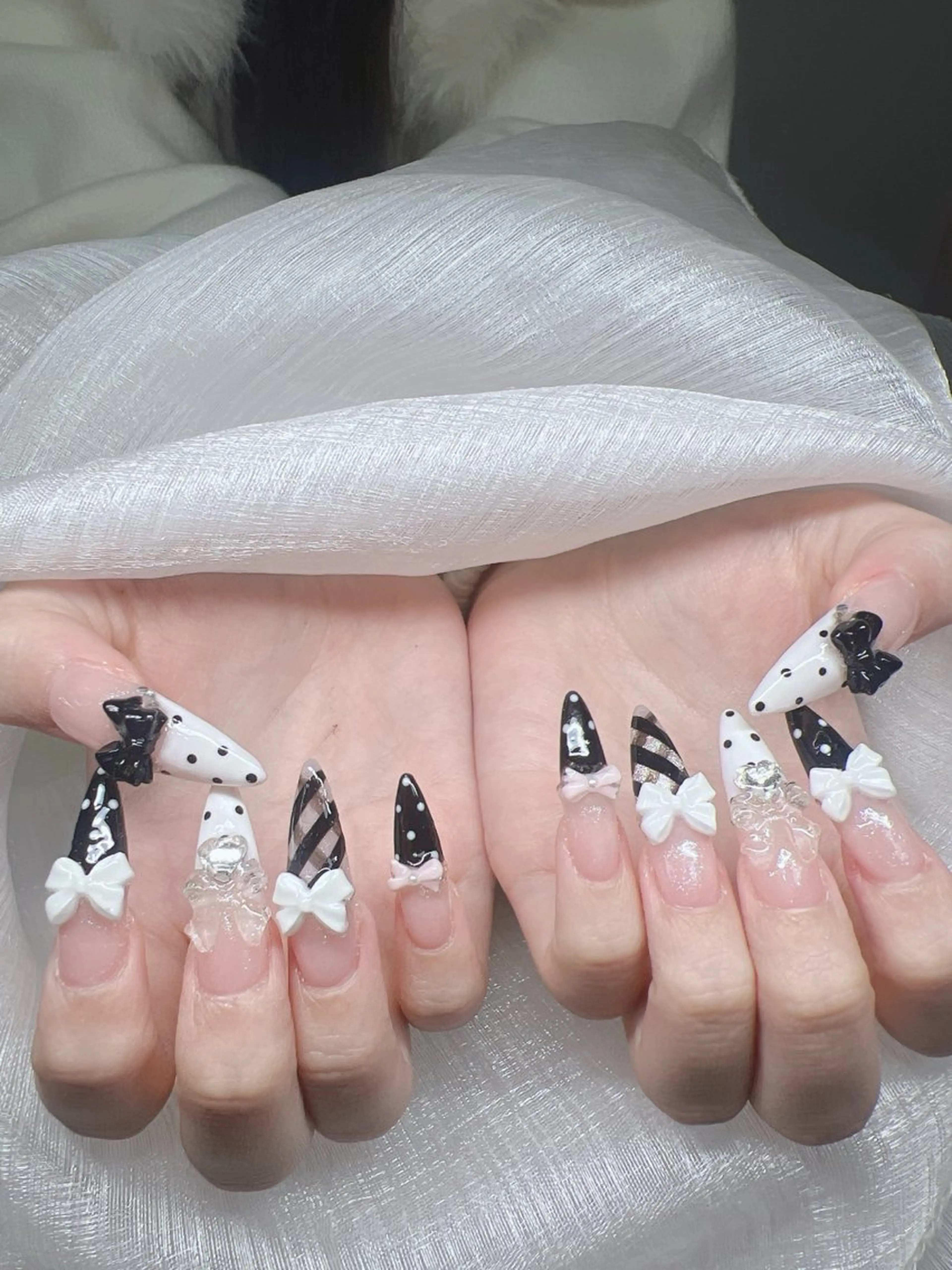 ネイル ハンドネイル Lee Nails チップ長さだし専門店のネイルデザイン