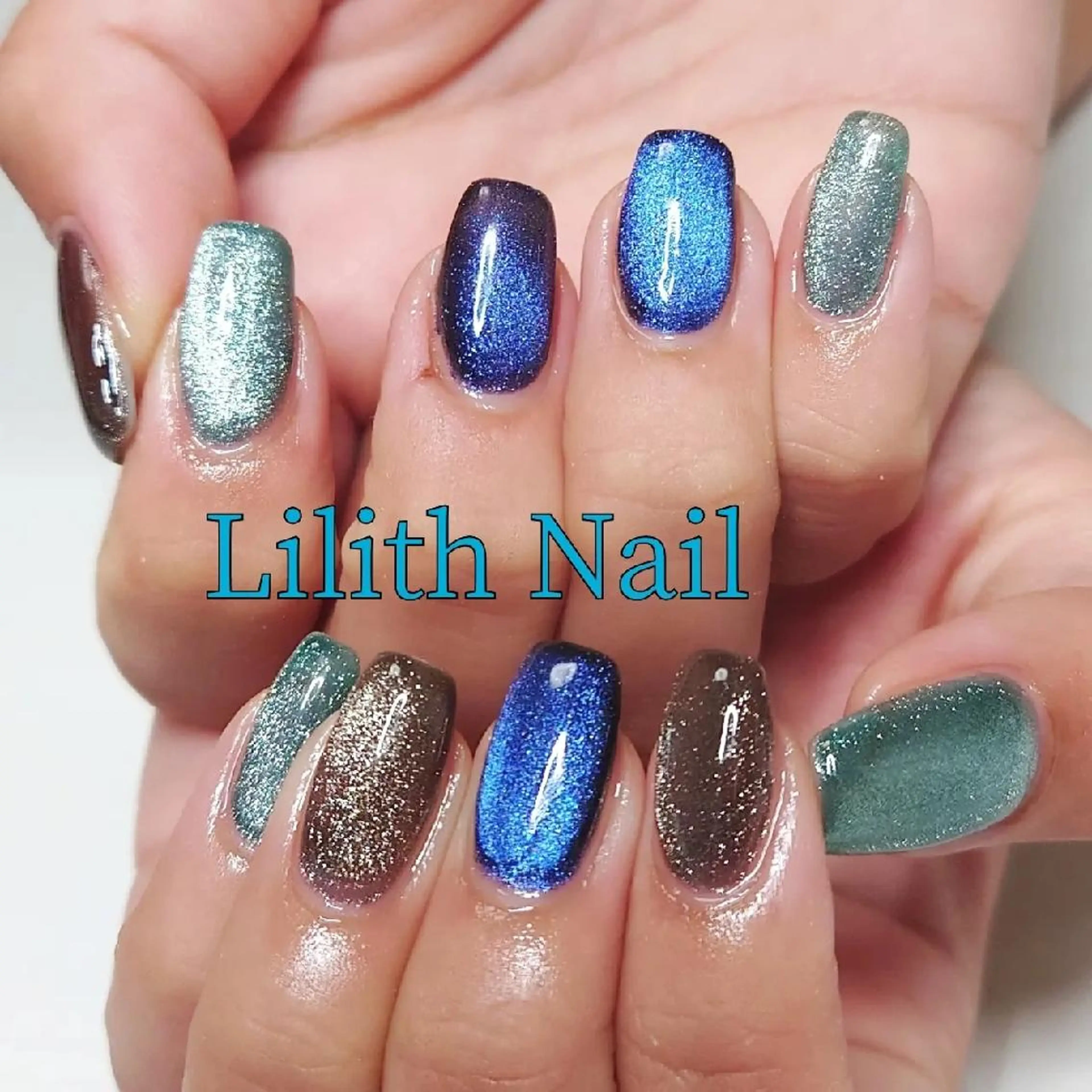 ネイル マグネットネイル ハンドネイル Lilith Nailのネイルデザイン