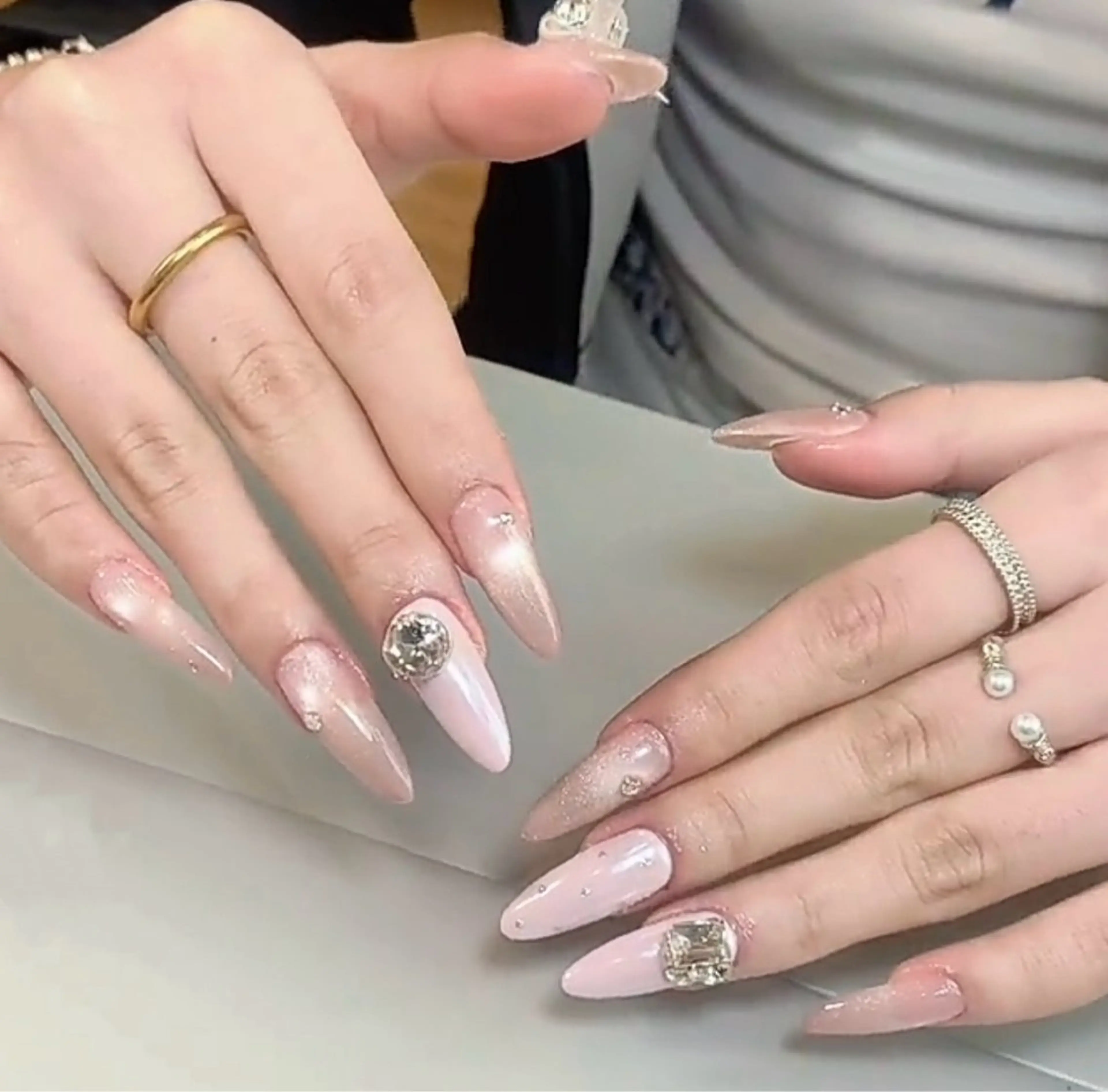 ネイル アニマル柄 べっ甲ネイル ブラウン ジェルネイル ハロウィン Rika  nail cocoのネイルデザイン