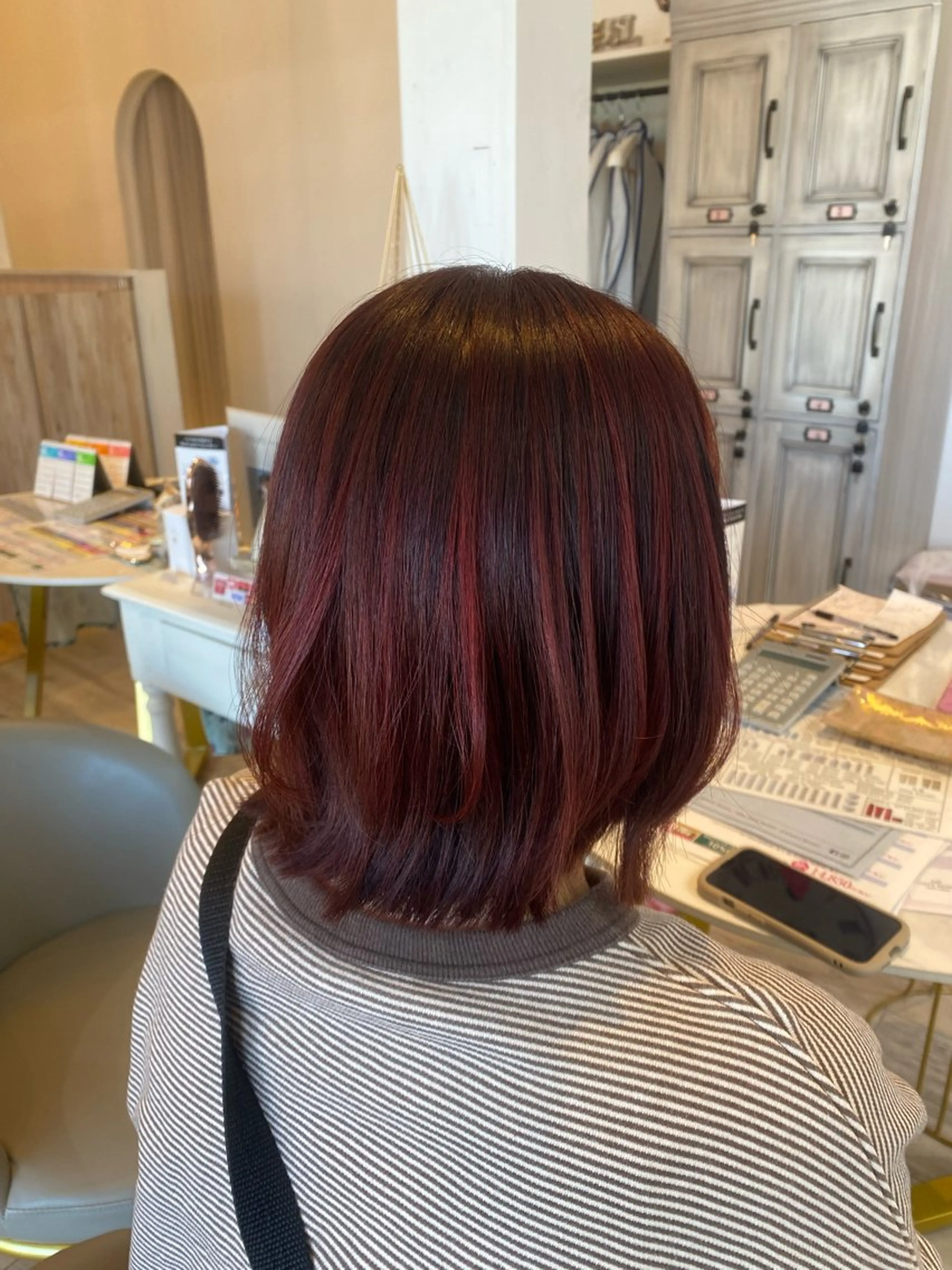 ショート かまだ しおりのヘアスタイル