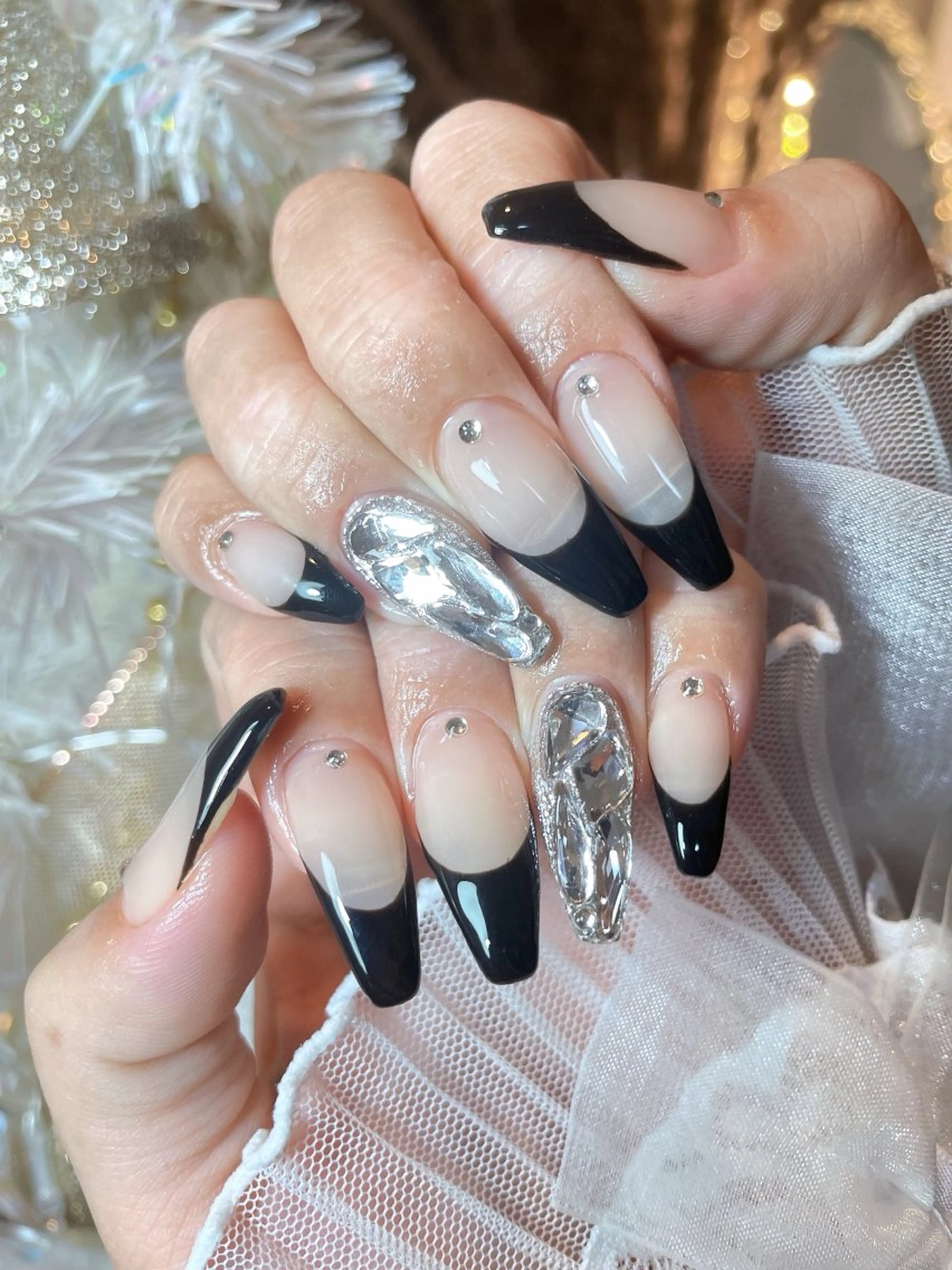 ネイル 23時まで❤︎韓国、 ワンホンネイルのネイルデザイン