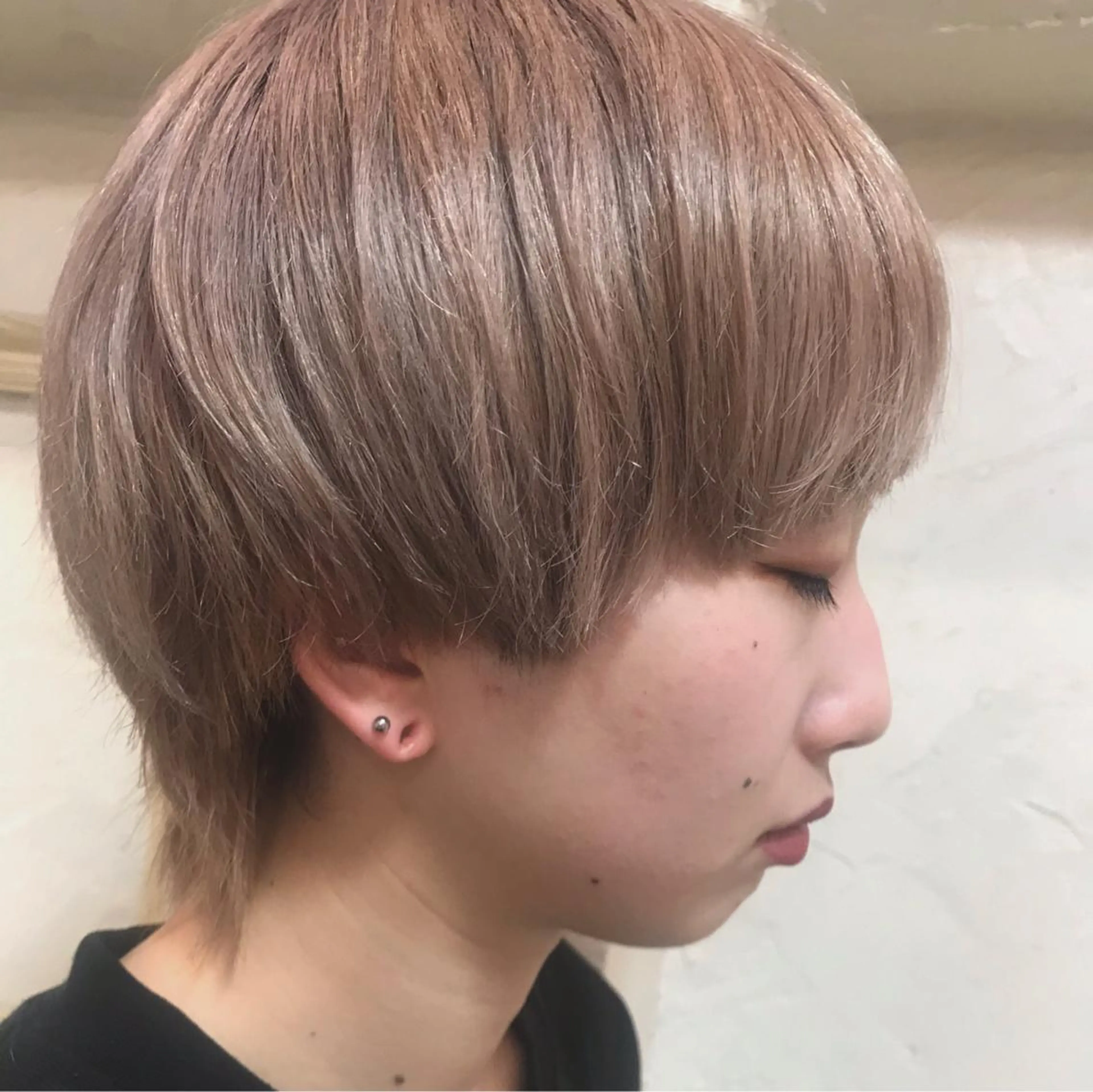 ショート カラー ラベンダーカラー カット ヘアカラー トリートメント 山下 千明のヘアスタイル