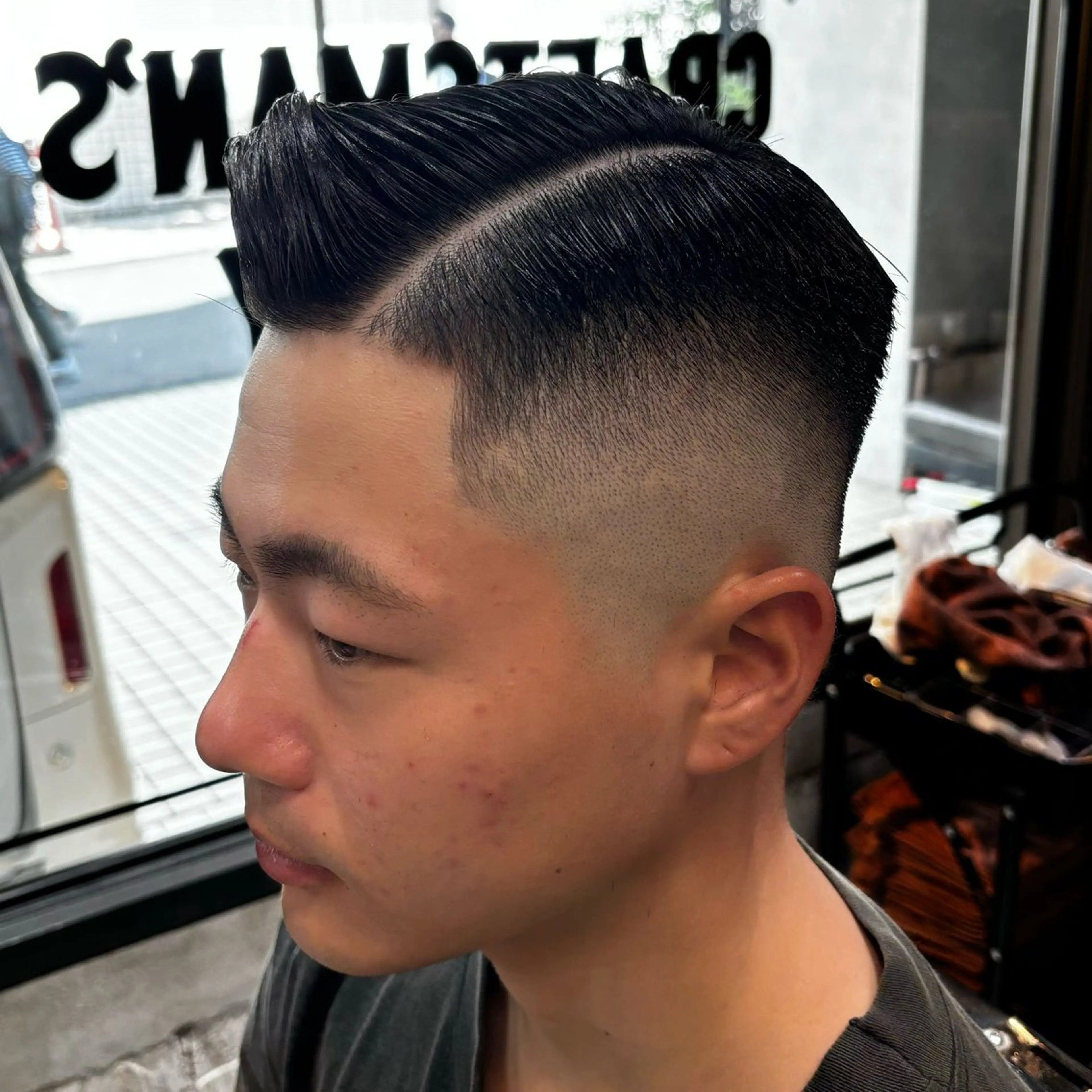 メンズ ビジネス フェードカット スキンフェード 💈AOTA KEISHI💈のヘアスタイル