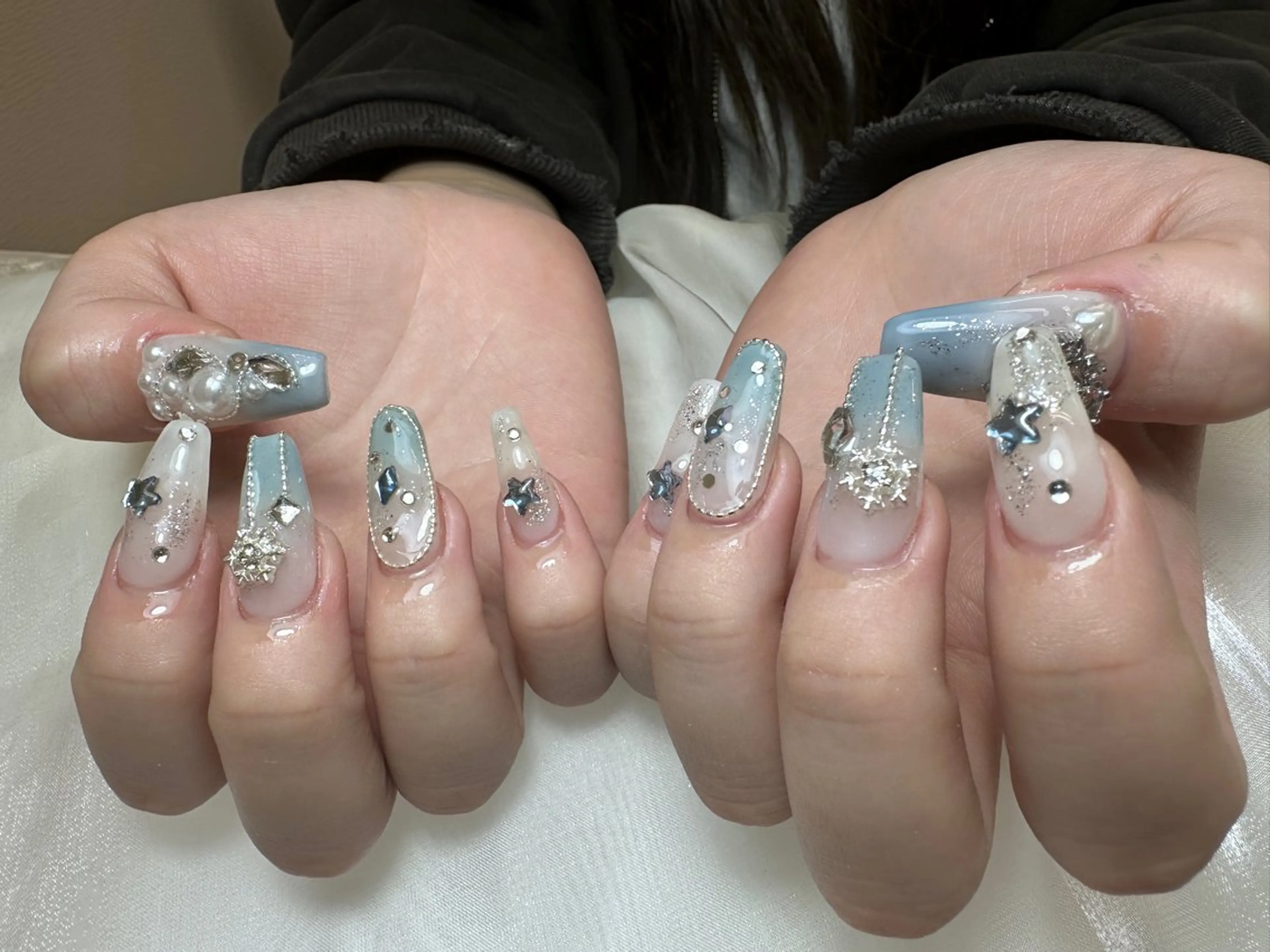 ネイル ブルー クリアネイル ハンドネイル Umi nail& eyelash ゆみのネイルデザイン