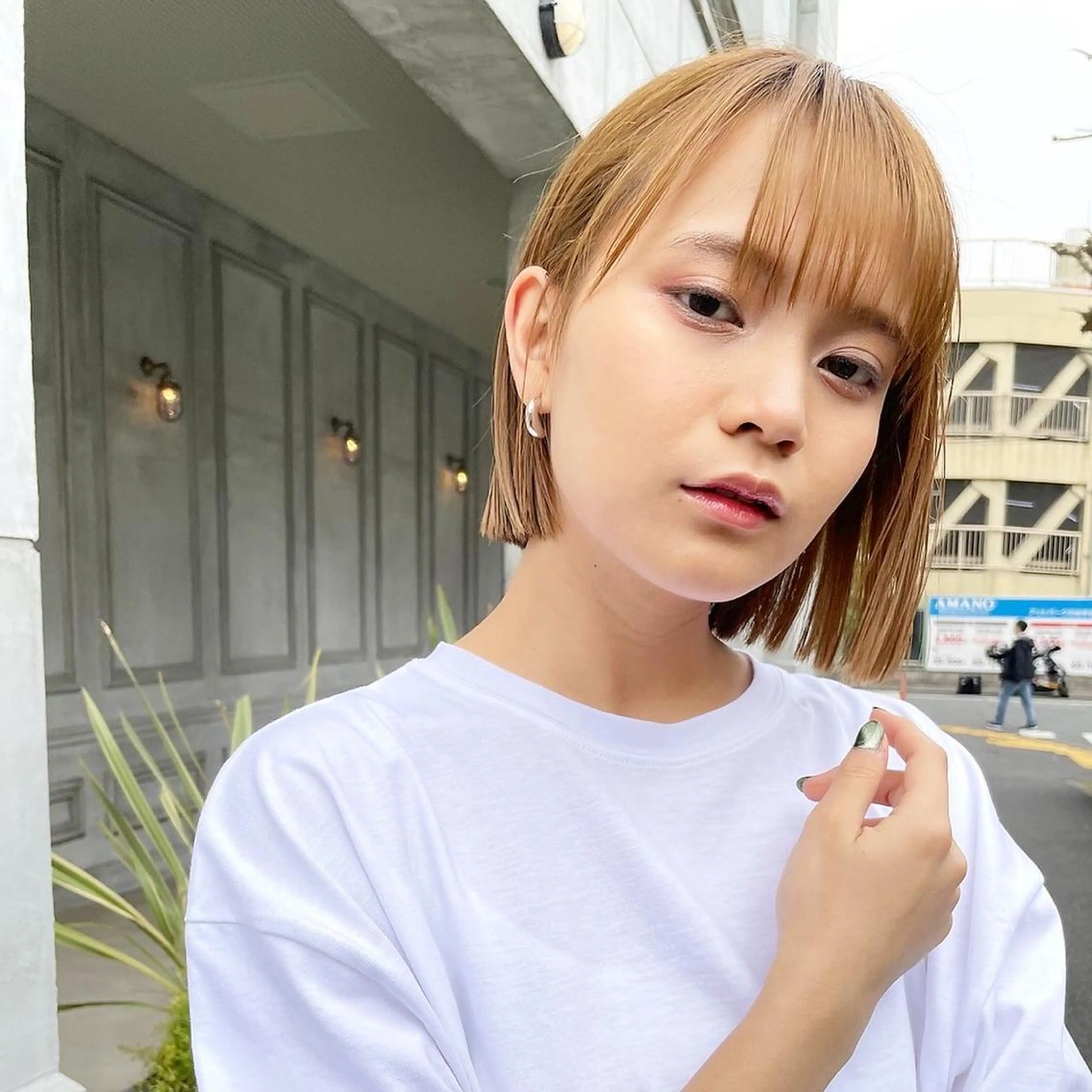 ショート 切りっぱなしボブ ボブ カット ヘアカラー 河原 亮のヘアスタイル