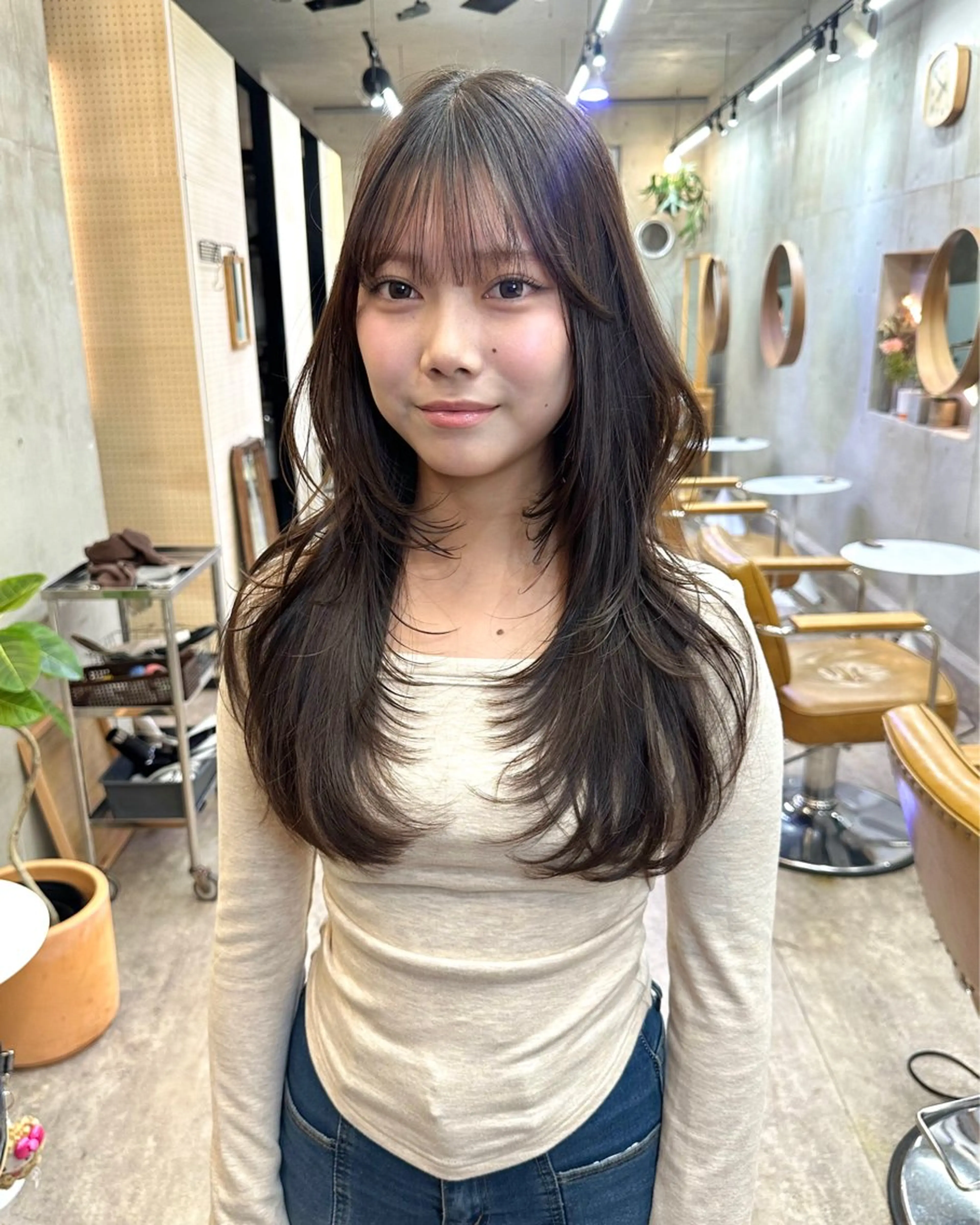 ロング ロングレイヤー レイヤーカット ロング カットモデル募集中 ／HARUKA🎀のヘアスタイル