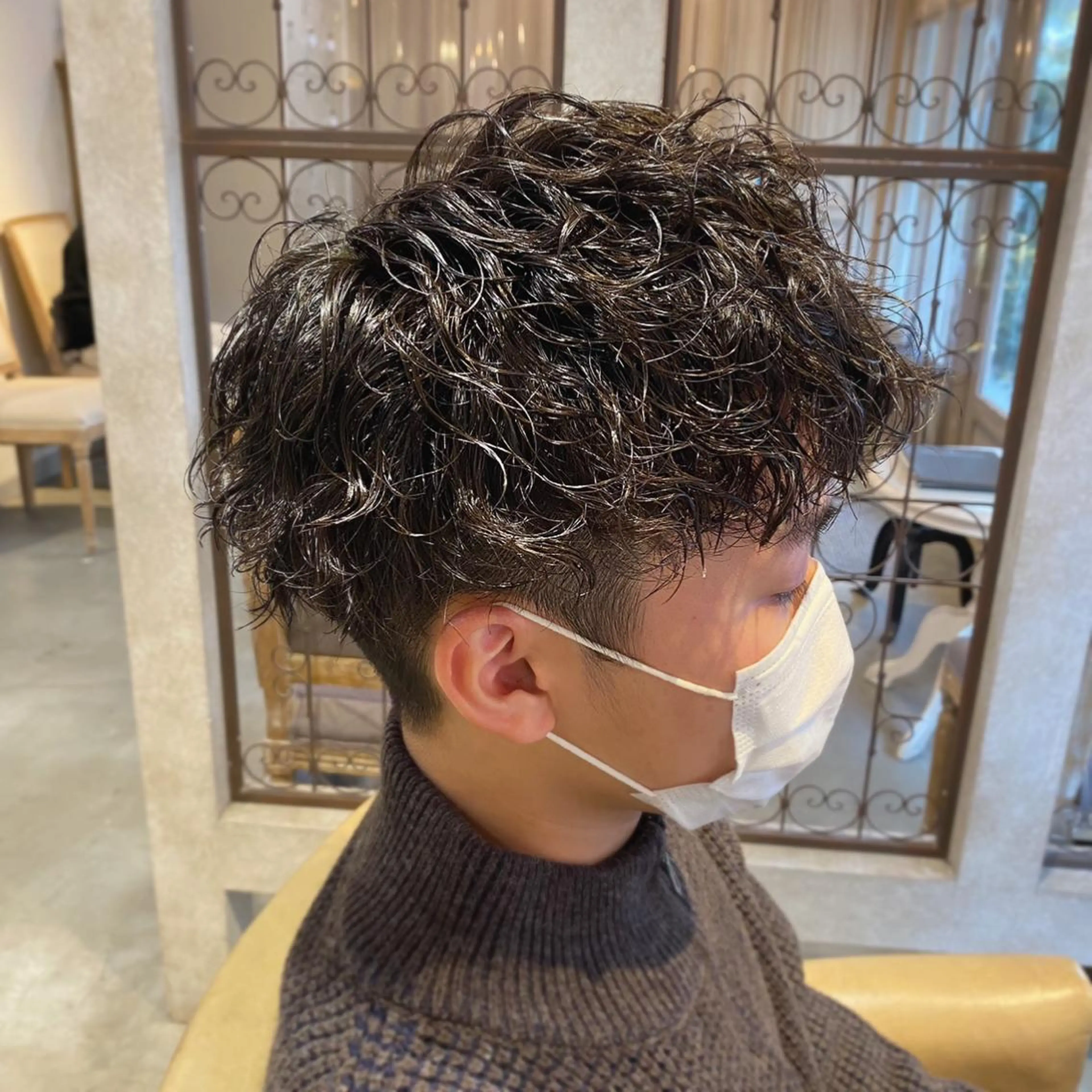 ショート パーマ メンズ メンズパーマ ツイストスパイラルパーマ スパイラルパーマ メンズパーマ 西條真治のヘアスタイル