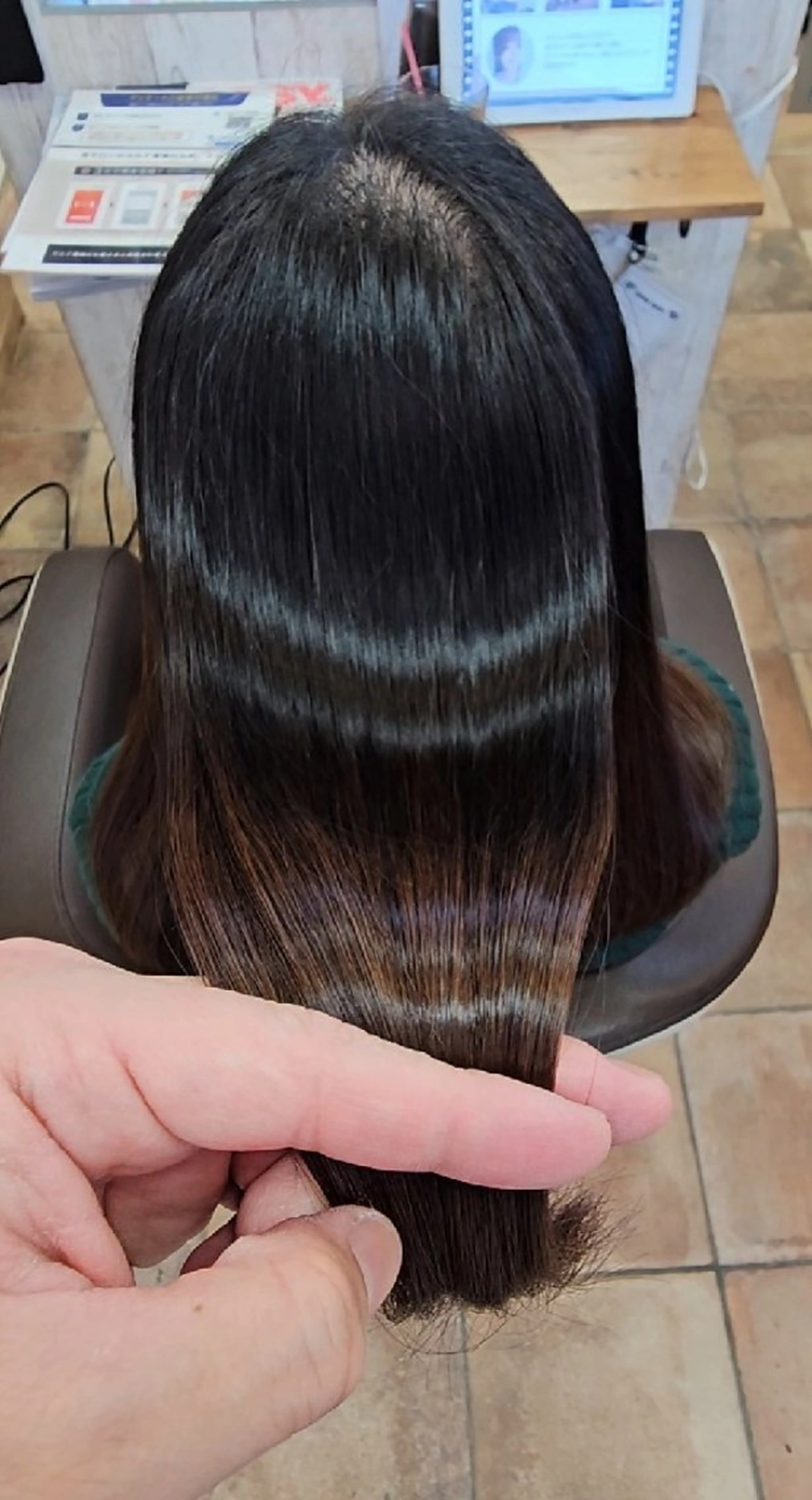 セミロング トリートメント 酸熱トリートメント 🌟つや髪ヘア 🥇佐藤☘️のヘアスタイル