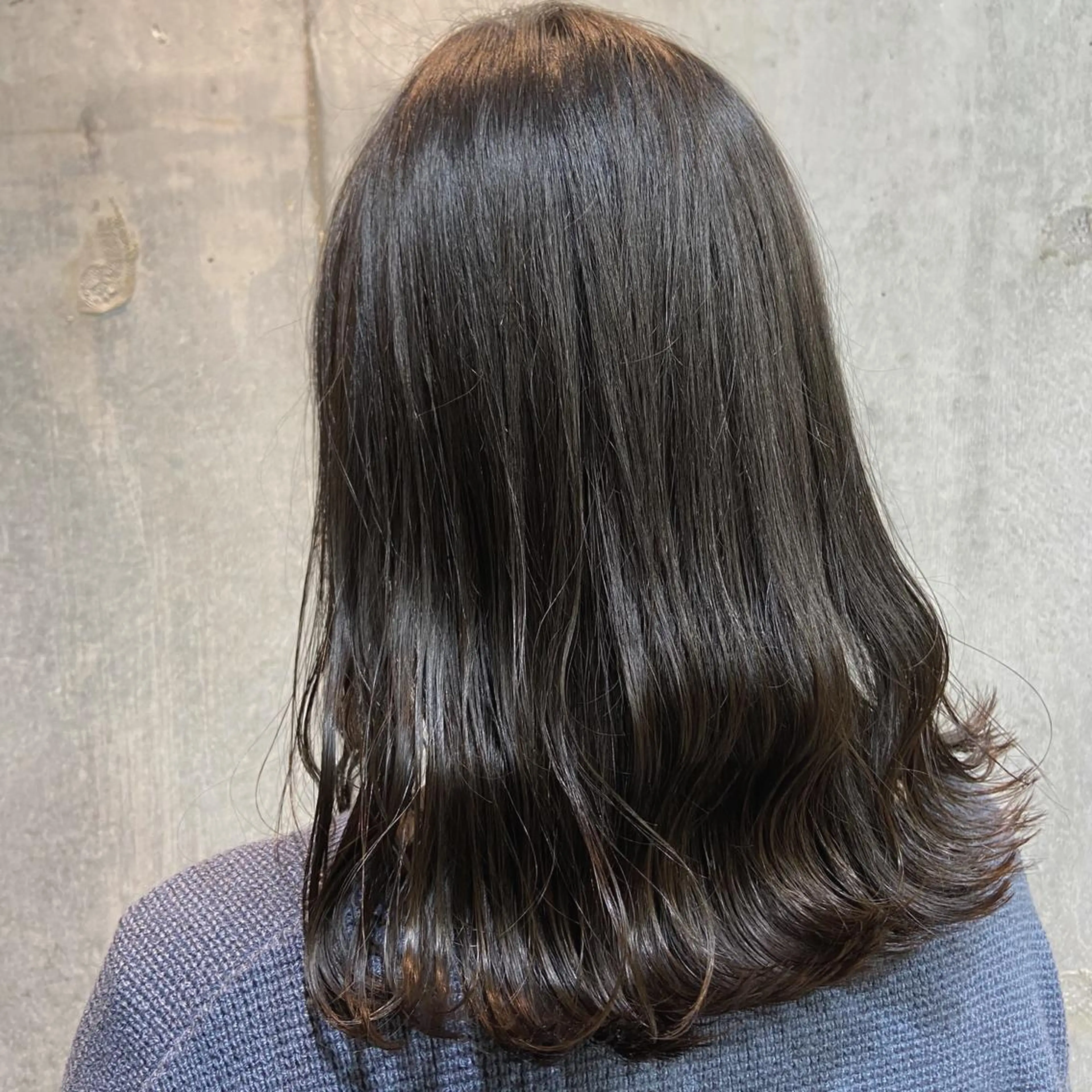 セミロング カラー ブルーカラー ブルージュ 暗髪/艶髪/Ono .のヘアスタイル