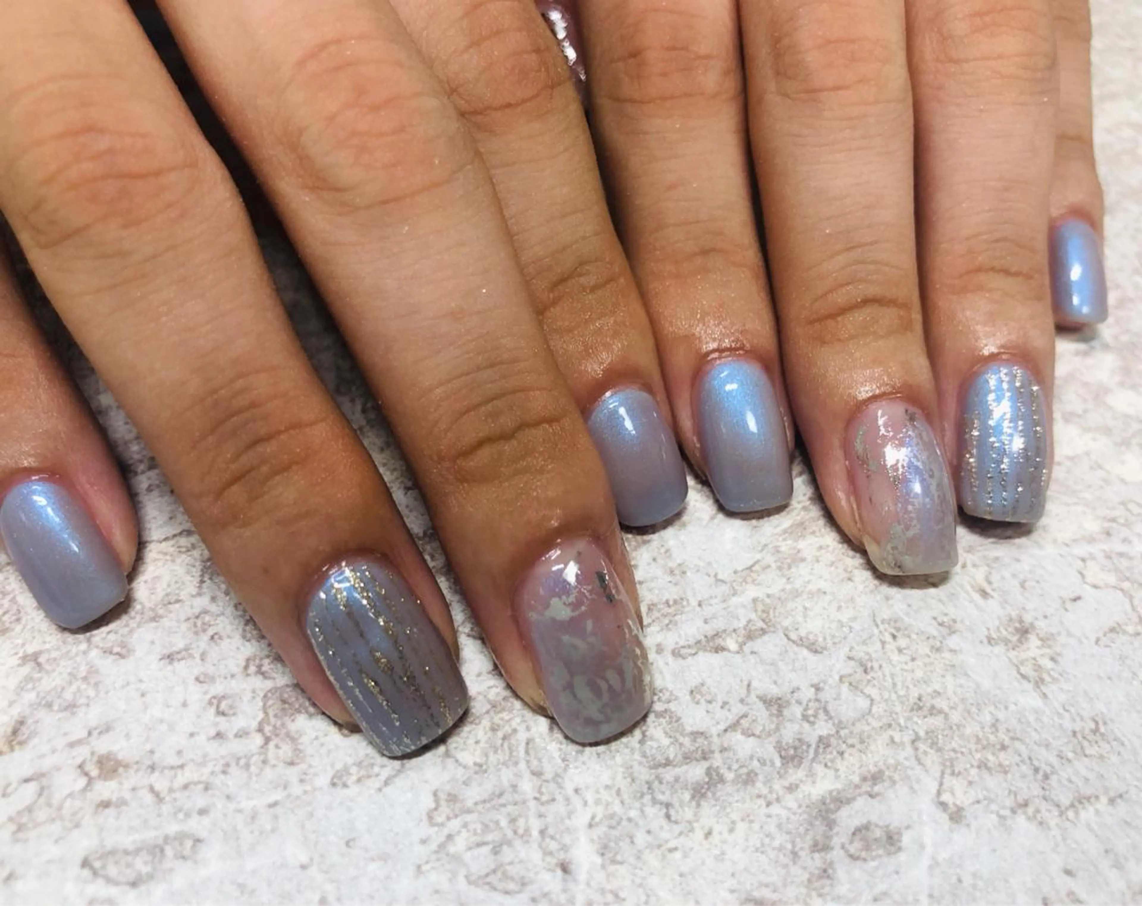 ネイル mogunail &blowのネイルデザイン