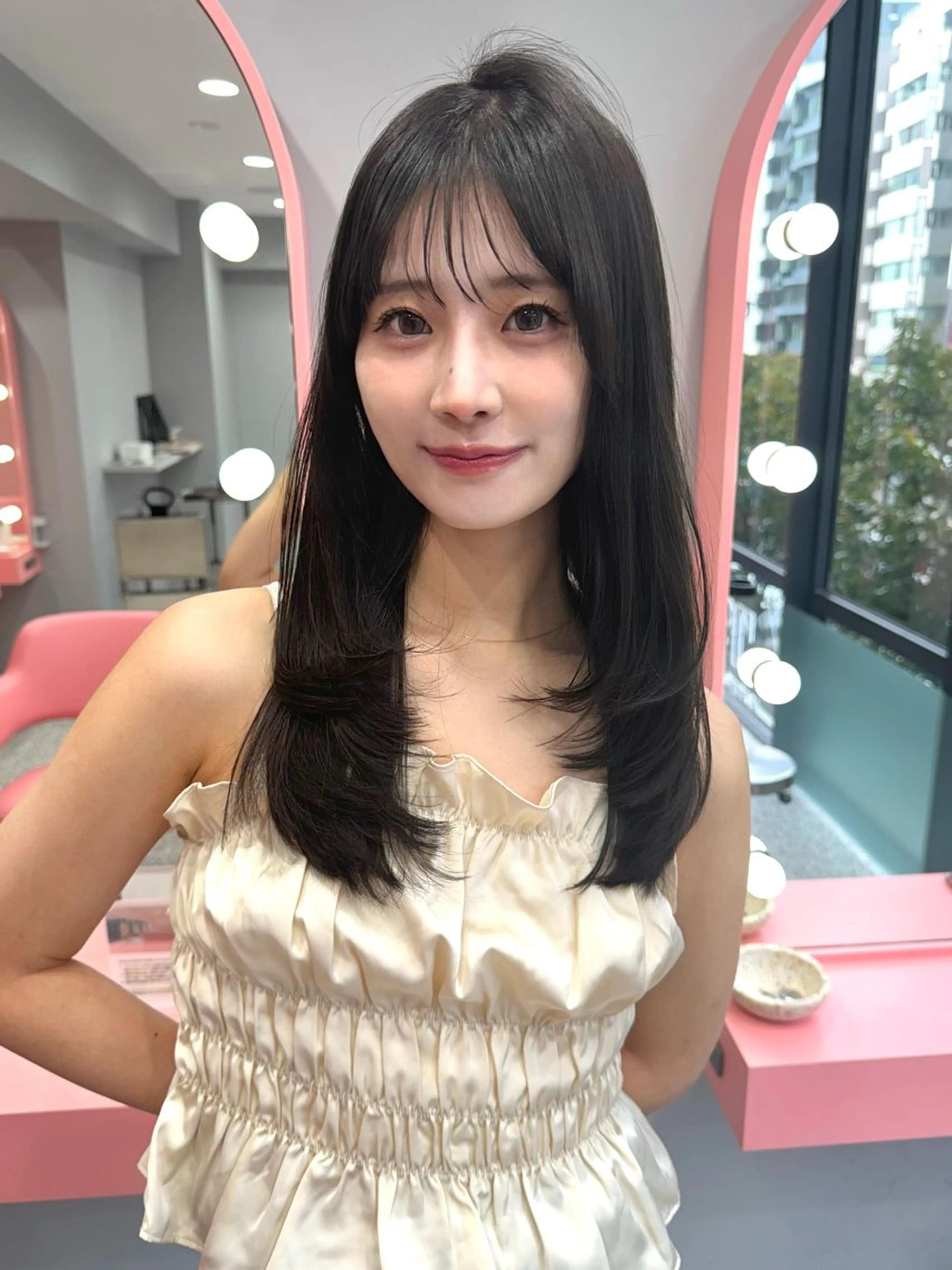 ロング 顔周り/透明感カラー REINA𓍯のヘアスタイル