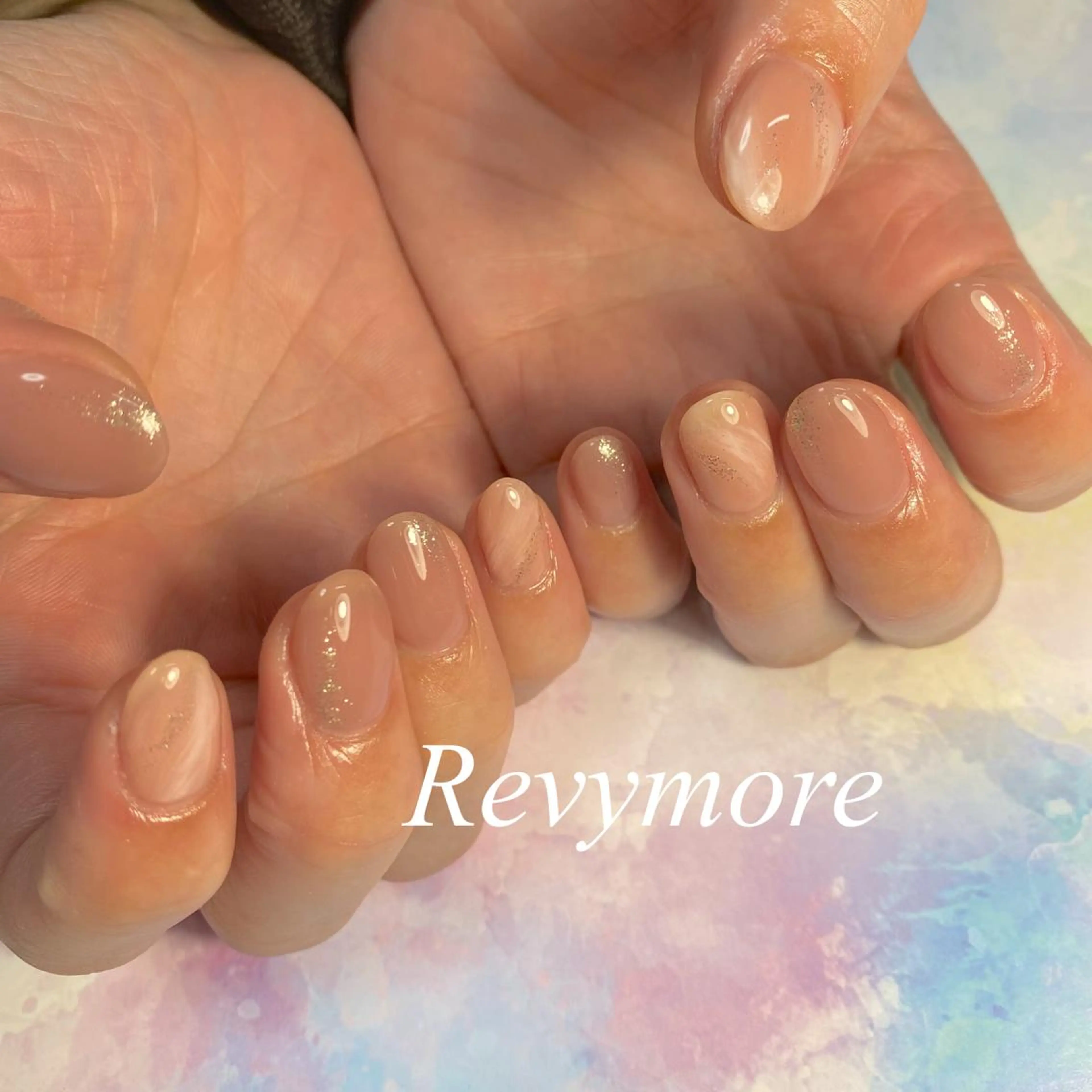 ミディアム ネイル ジェルネイル 大理石ネイル(マーブル) ニュアンスネイル オフィスネイル シンプルネイル nail salon Revymore所属・nail salon Revymoreのネイルデザイン