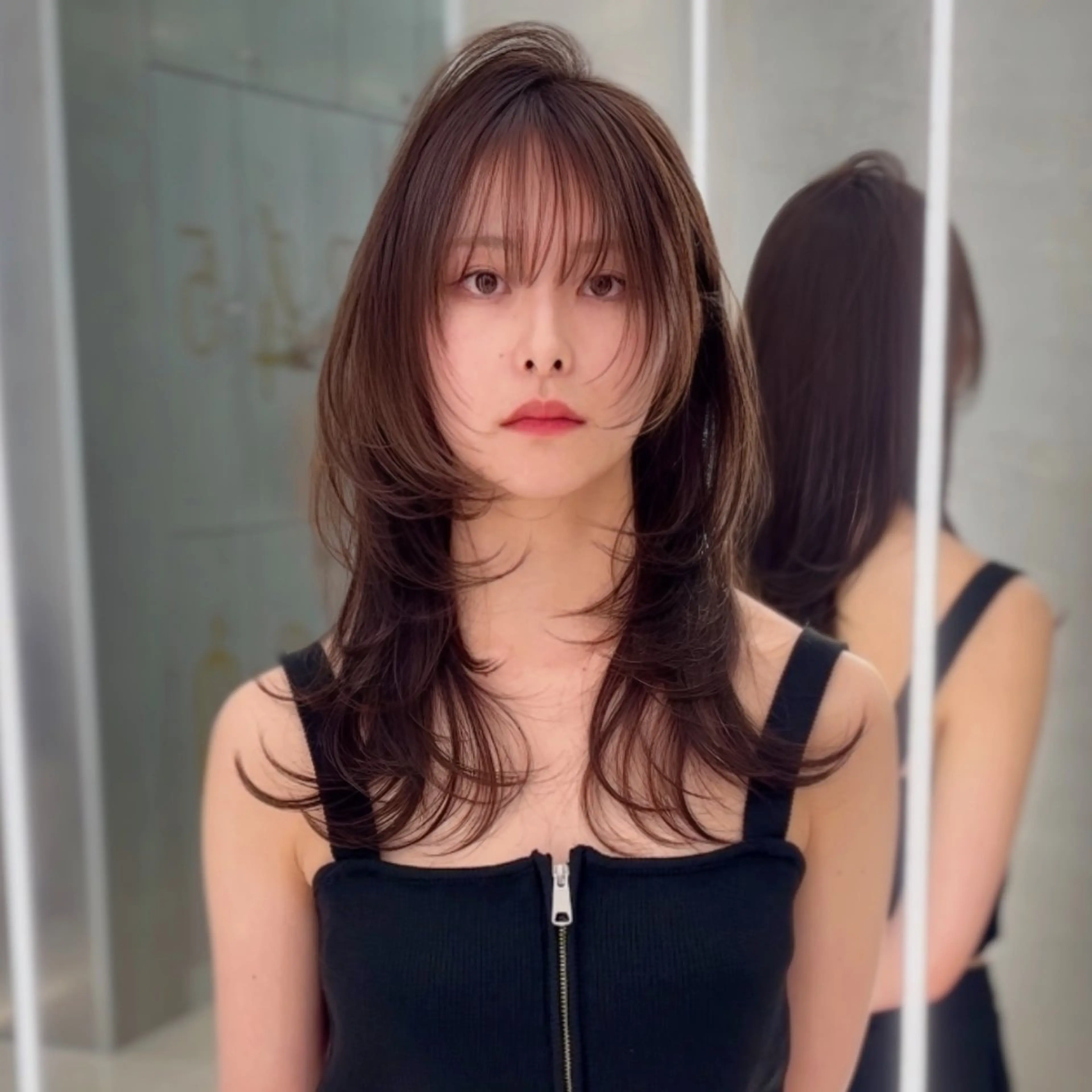 セミロング 顔まわりレイヤー 顔周りカット レイヤーカット 小顔カット 高野 恭佑のヘアスタイル