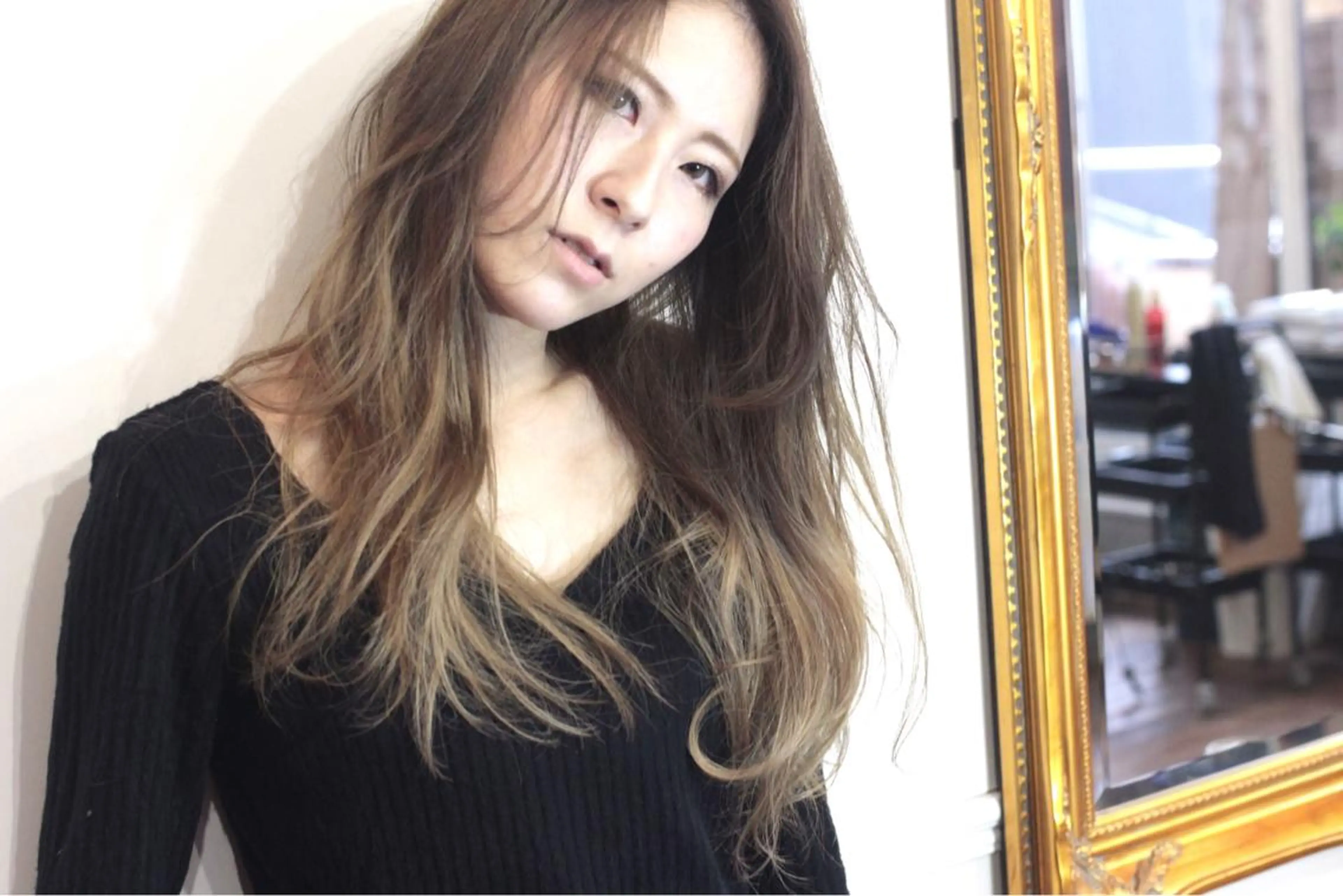 ロング カラー 松田 由貴のヘアスタイル