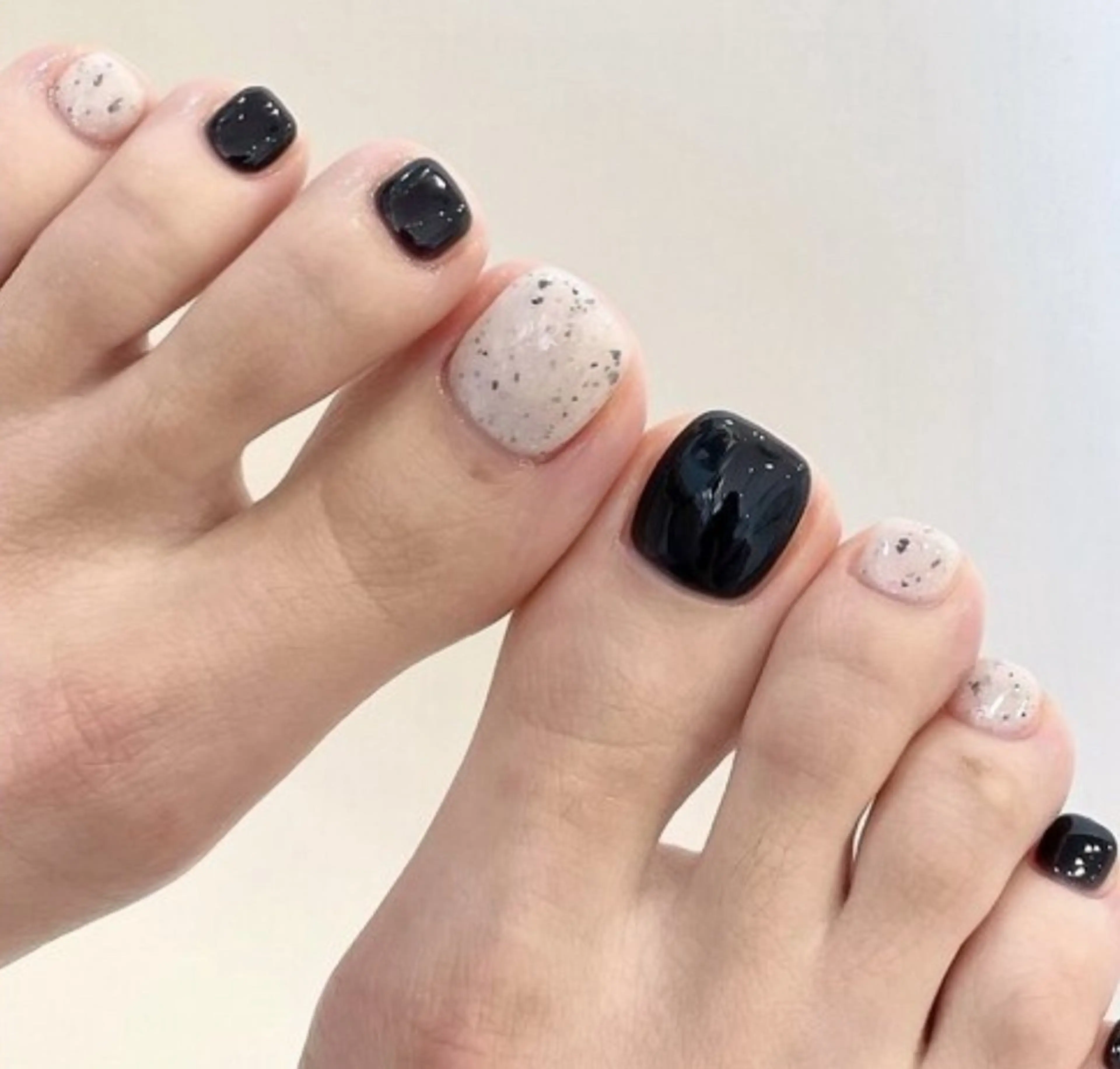 ネイル フットネイル Le Clavier  Nail Salon所属・佐藤 ゆきのネイルデザイン