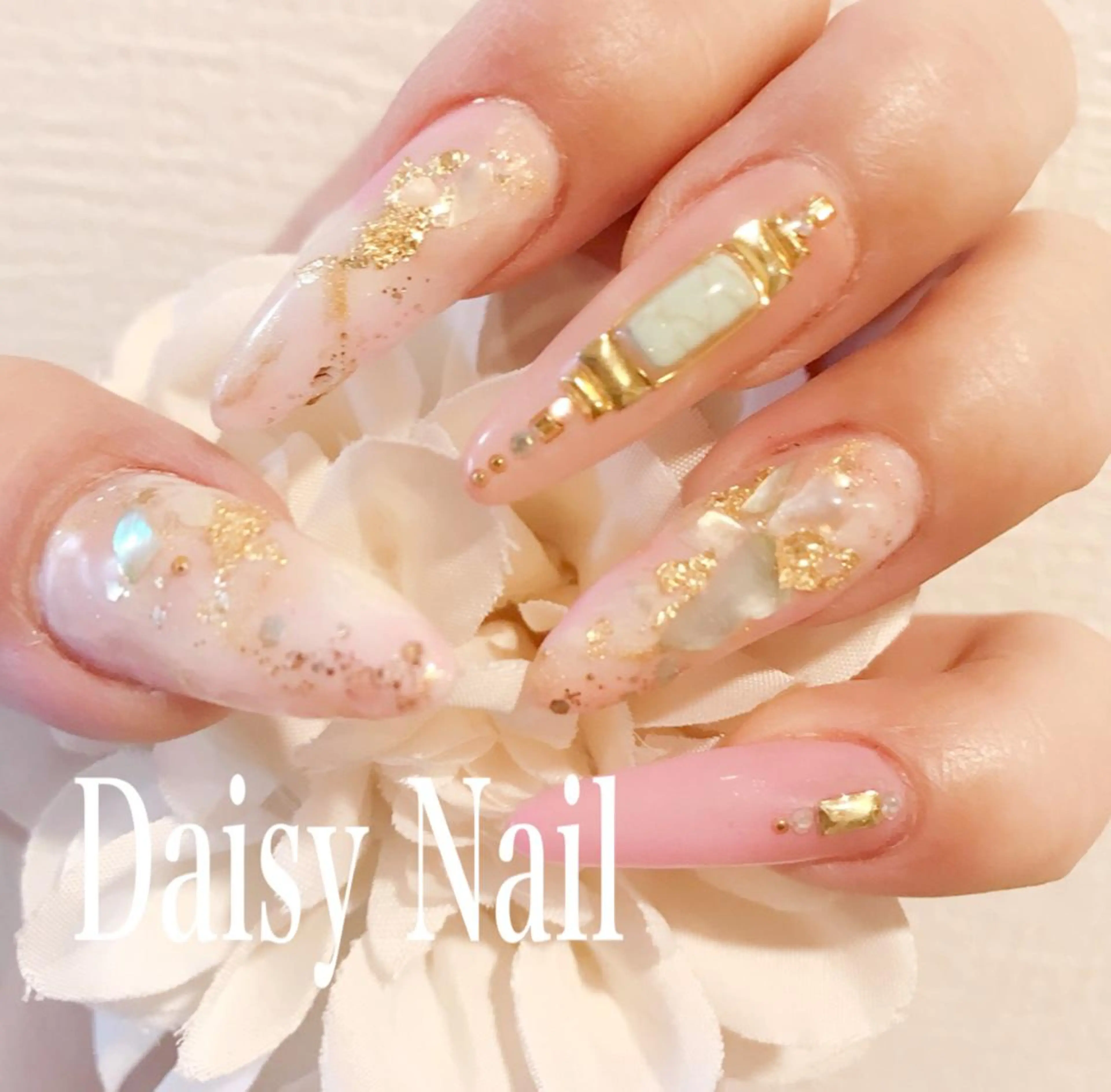 ネイル Daisy Nailのネイルデザイン