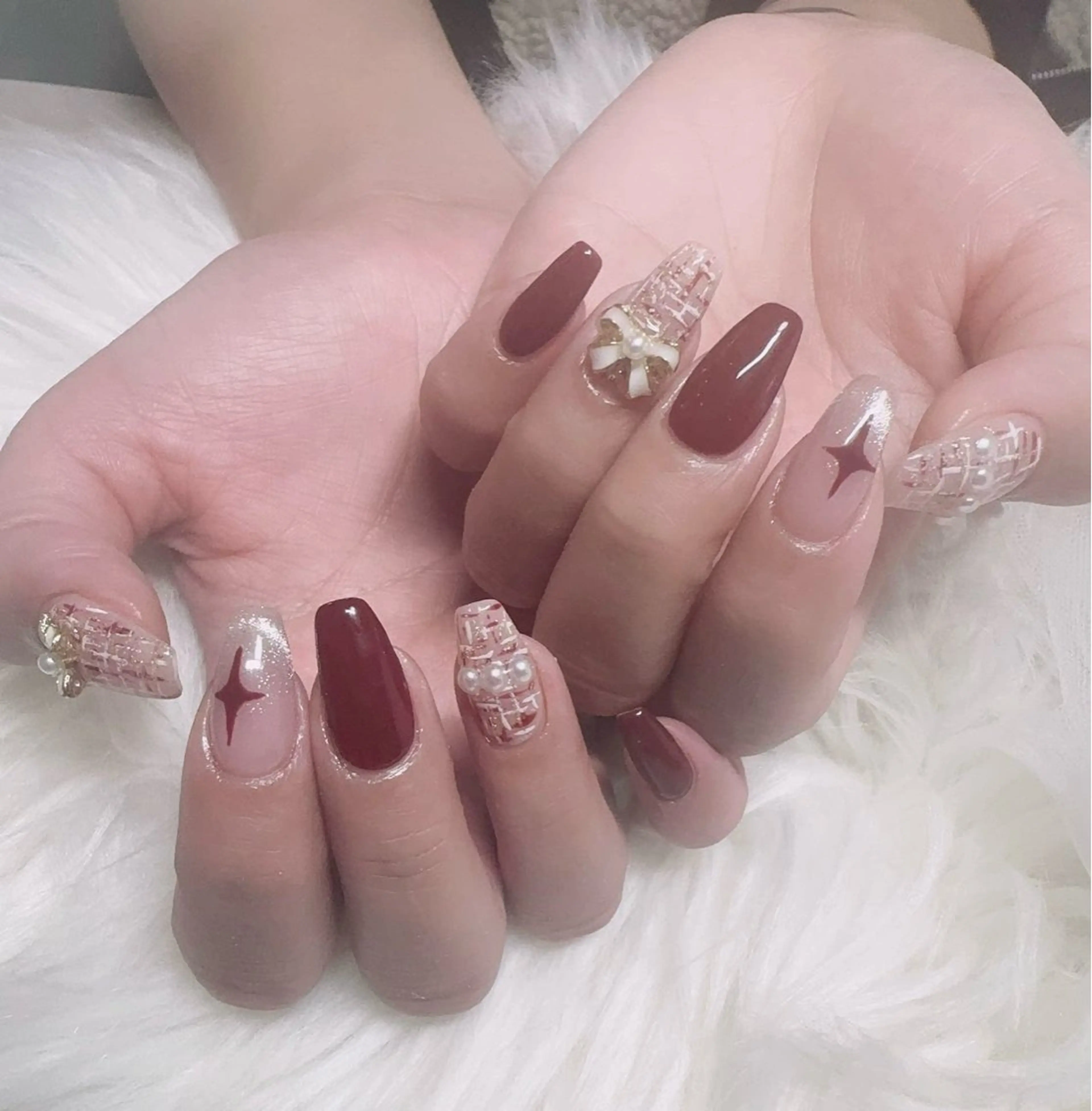 ネイル ハンドネイル &ME ネイルサロンのネイルデザイン