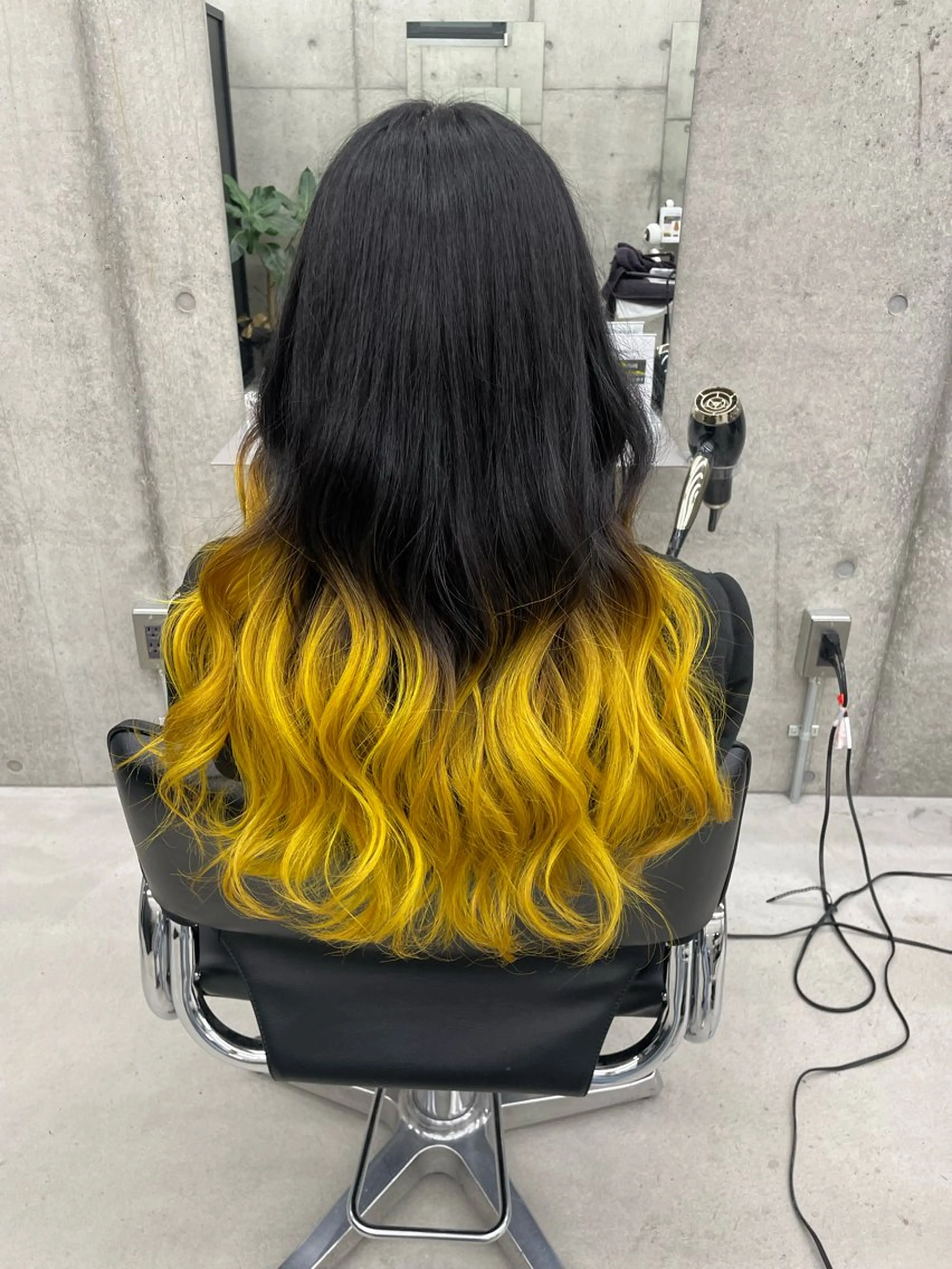 ロング 手島 カミラのヘアスタイル