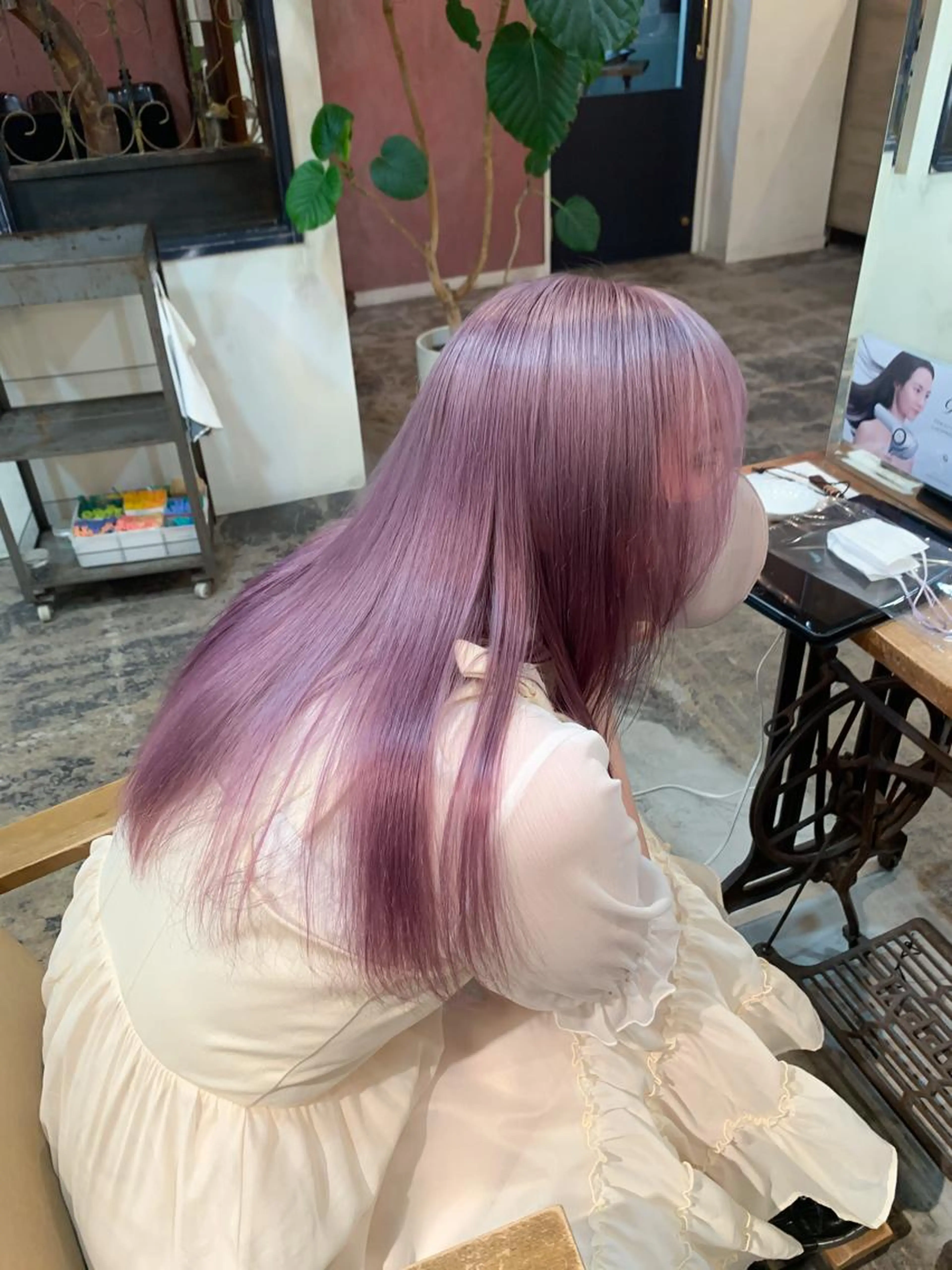 【🫧似合わせカット+艶髪ハイトーンカラー🎨】カット+ケアブリーチ+カラー初回30%OFFの写真