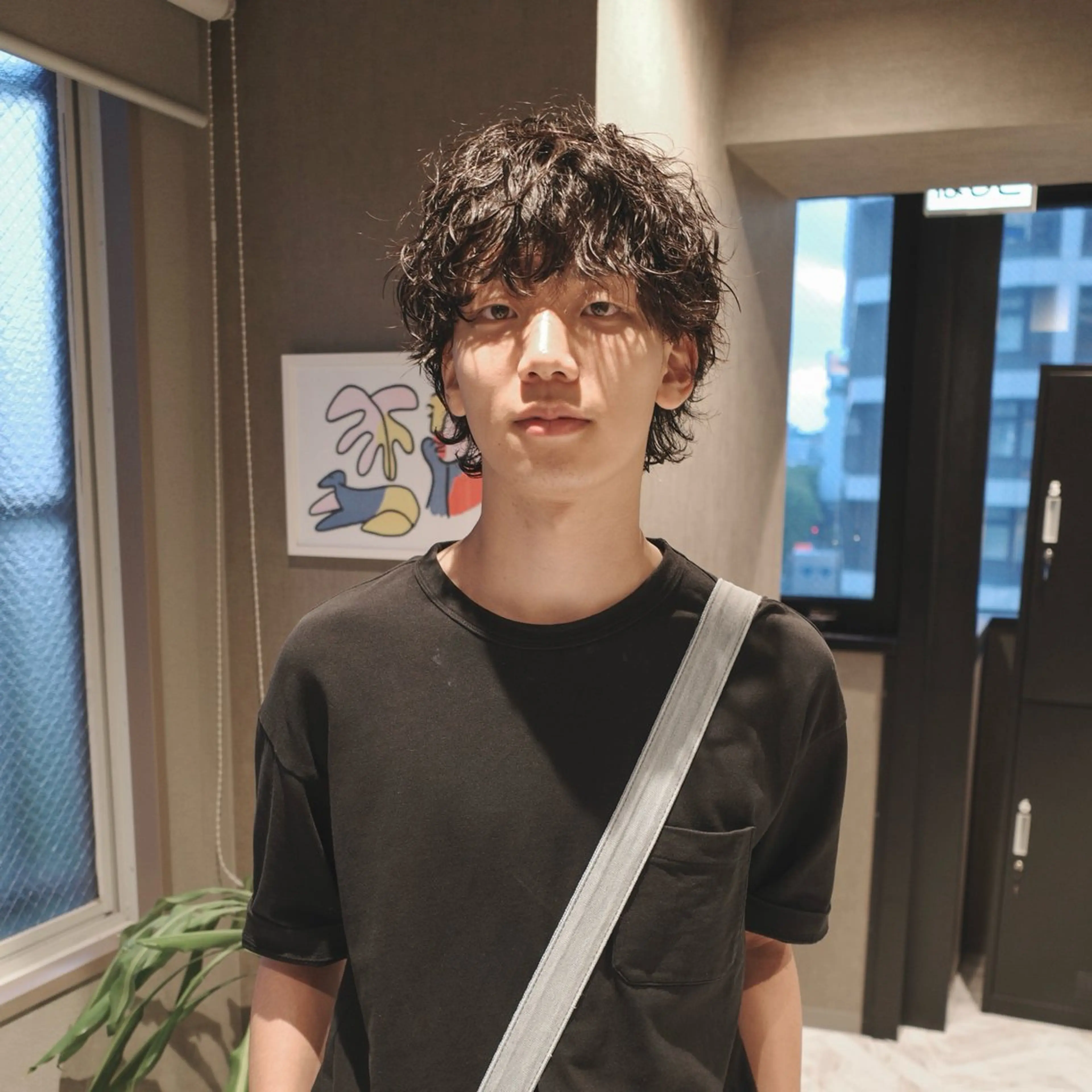 メンズ マッシュウルフ マッシュ メンズパーマ メンズウルフカット ウルフカット ヨシカワ タツキのヘアスタイル