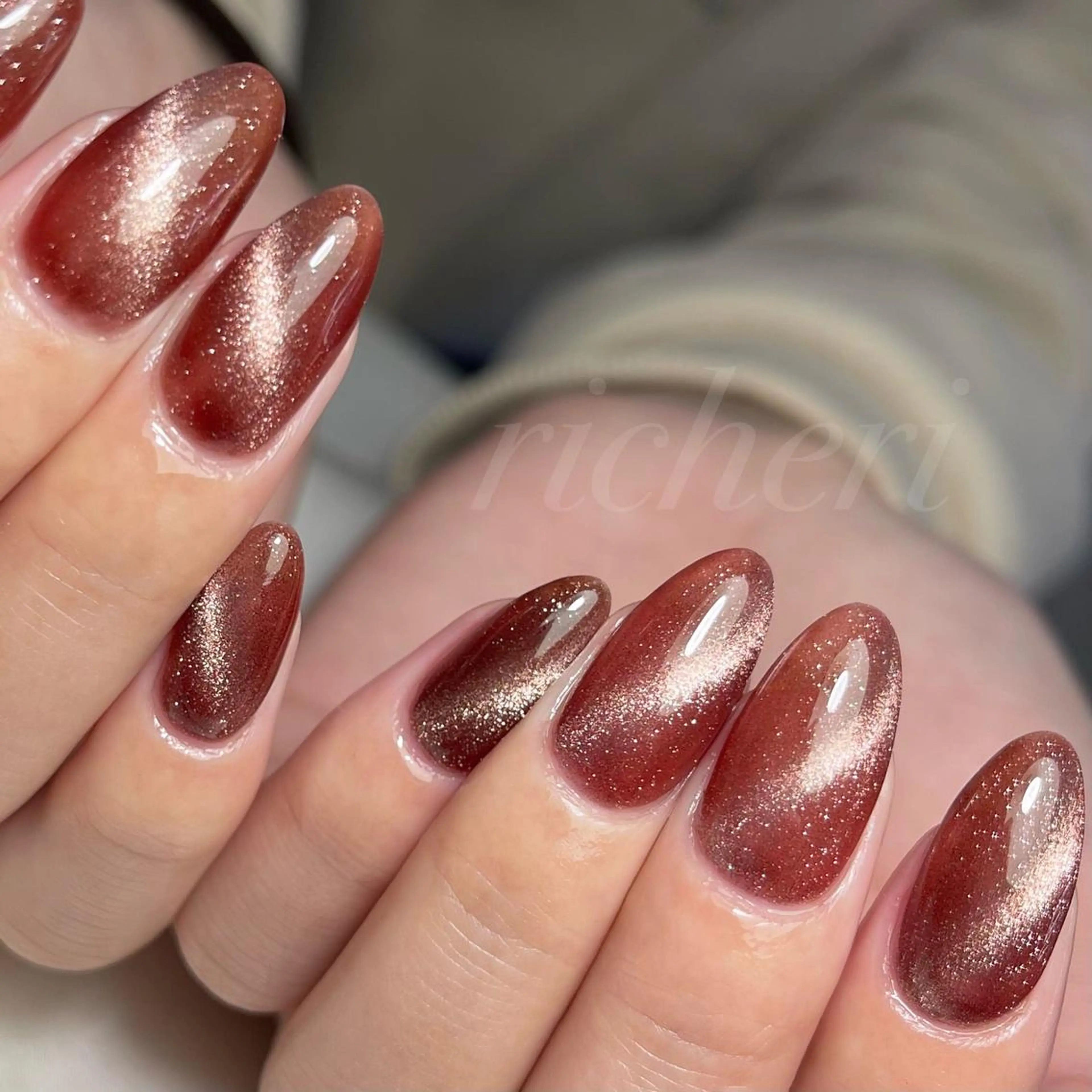 ミディアム ネイル ハンドネイル richeri beautyのエステ・リラクイメージ