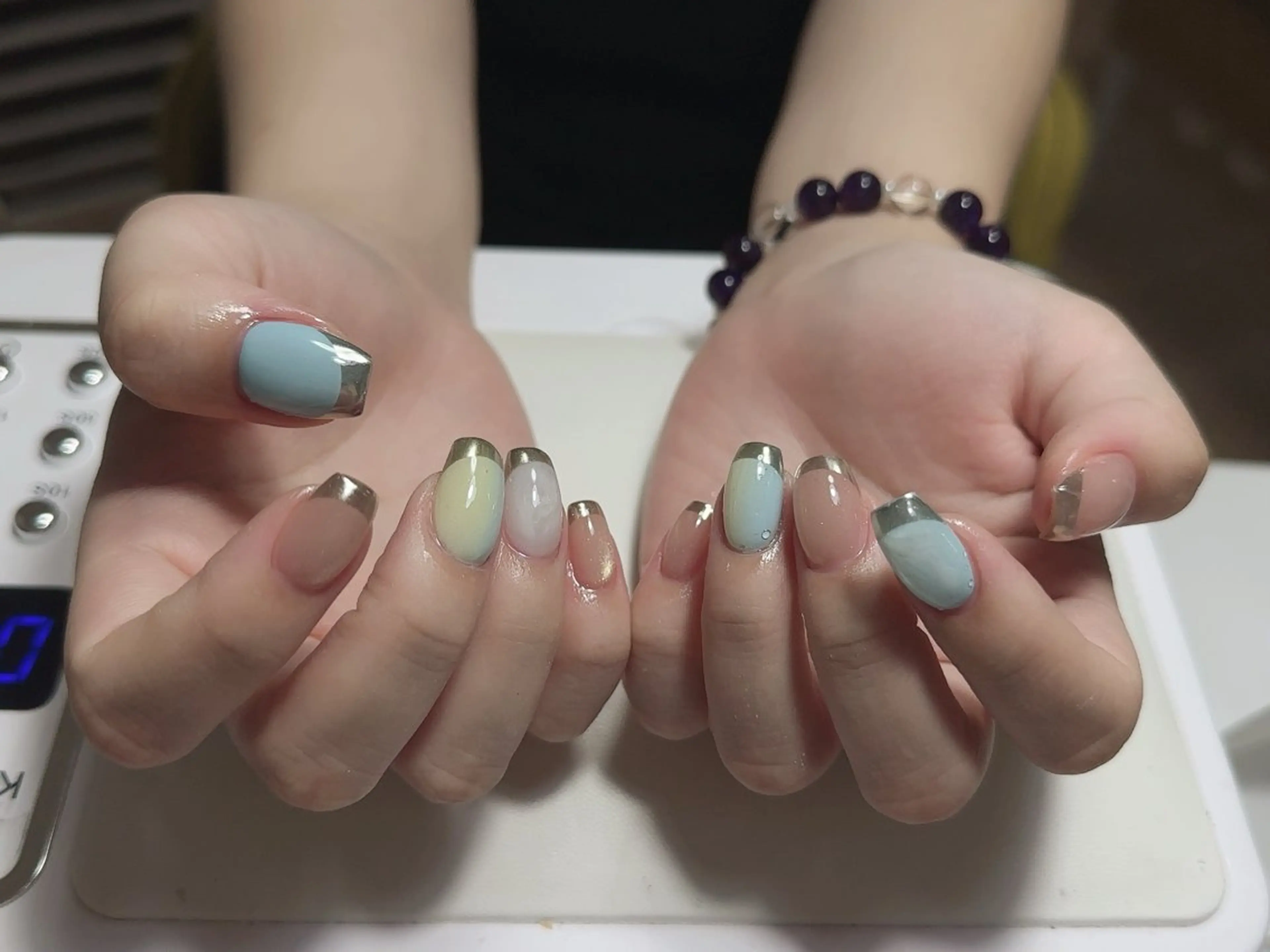 ネイル ハンドネイル NAIL CIRCLESのネイルデザイン