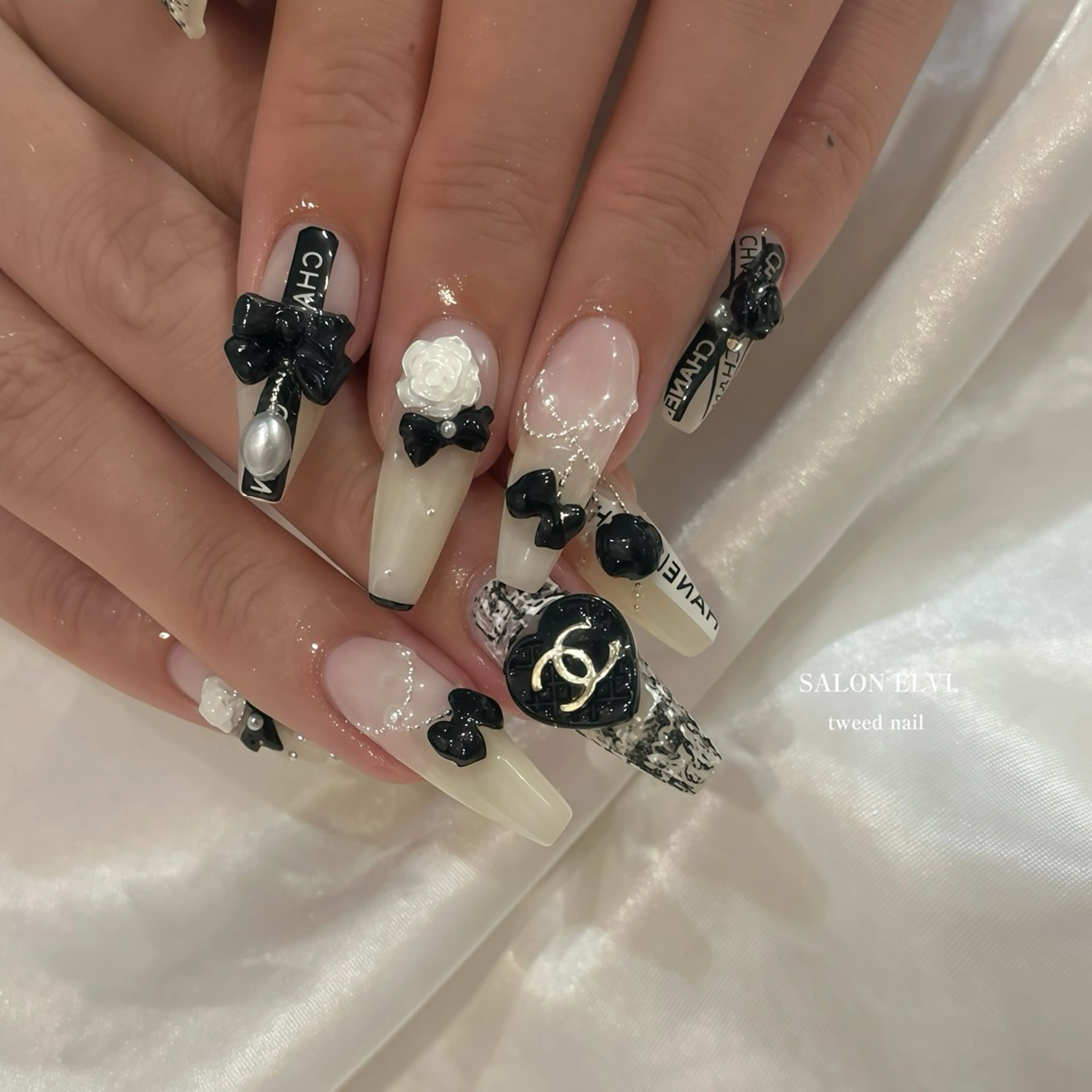 ネイル SALON ELVI.のネイルデザイン