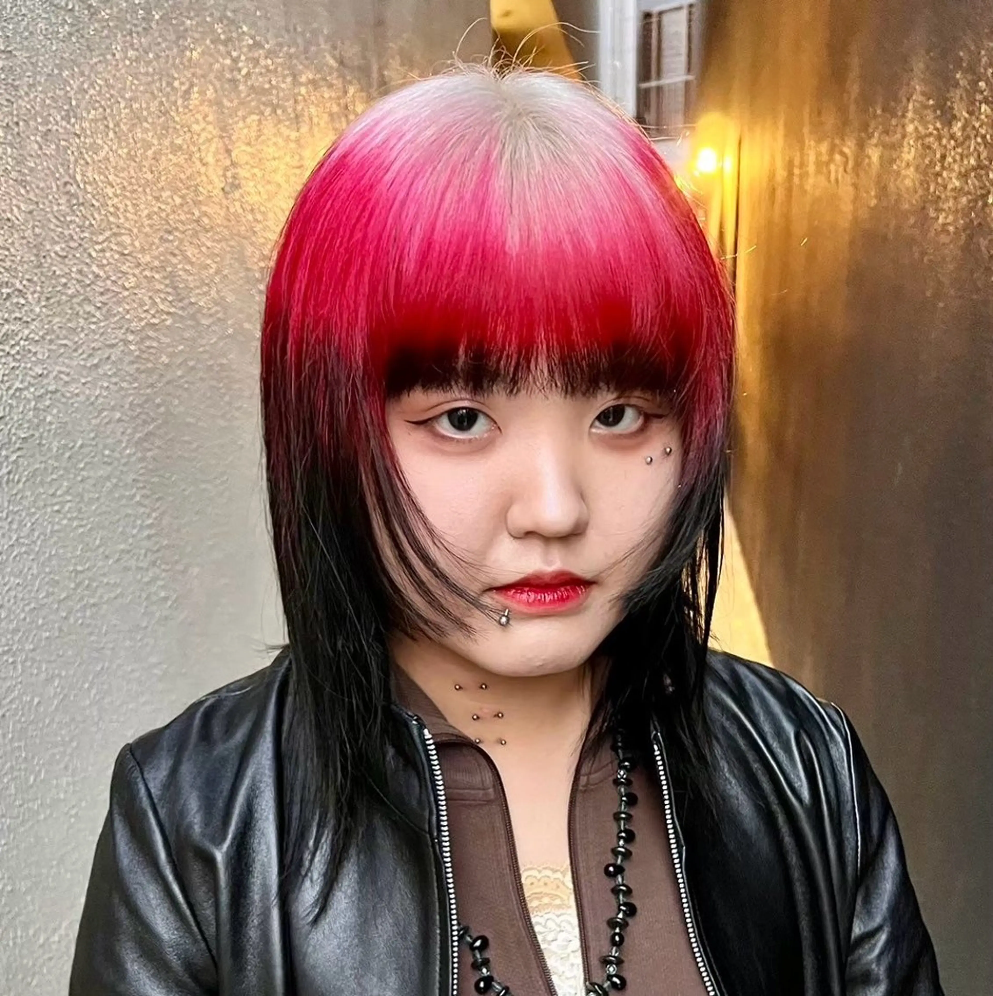 セミロング カラー ヘアカラー にちか /似合う個性派カラーのヘアスタイル