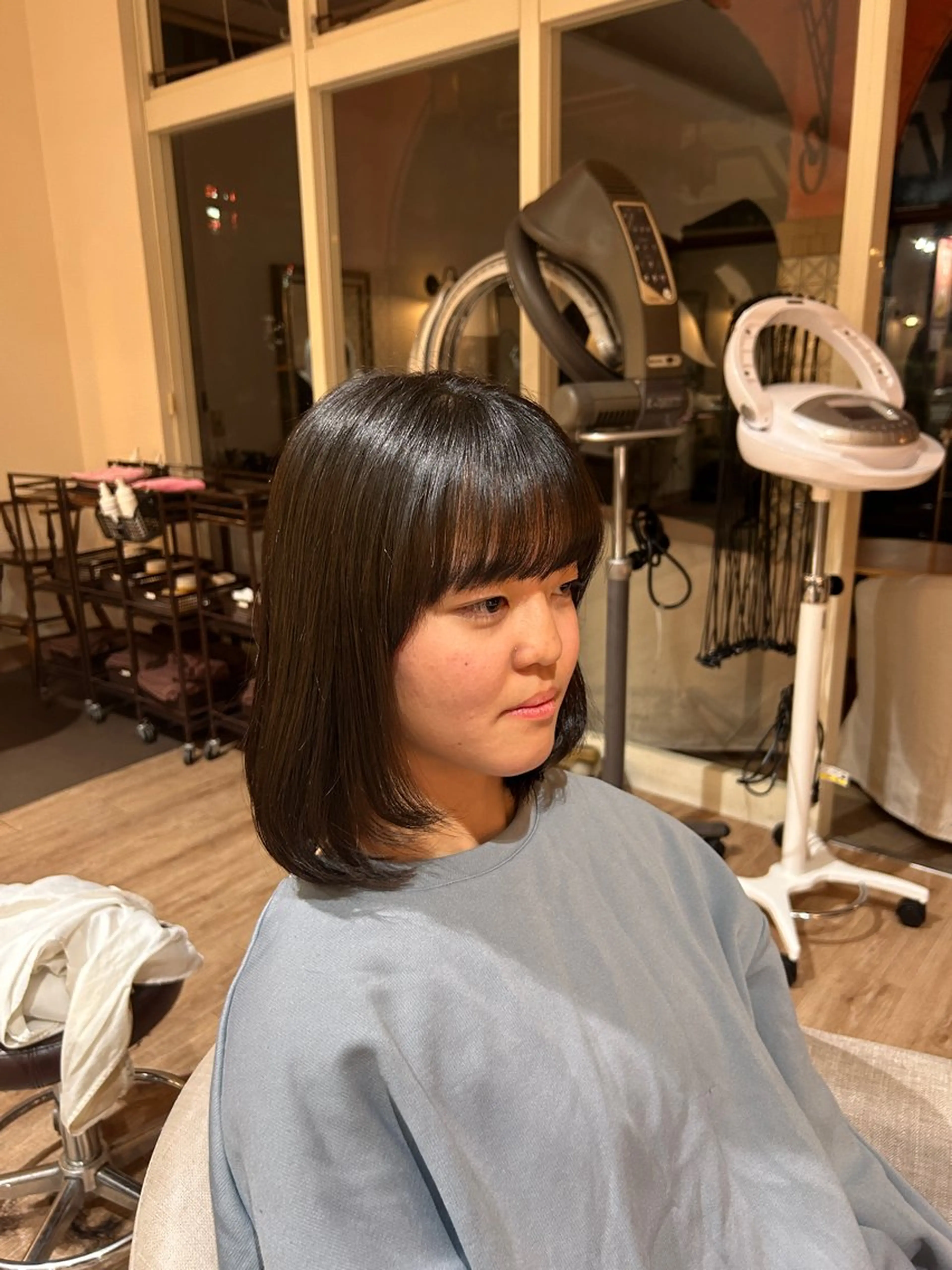 ミディアム 小島 瑚白のヘアスタイル