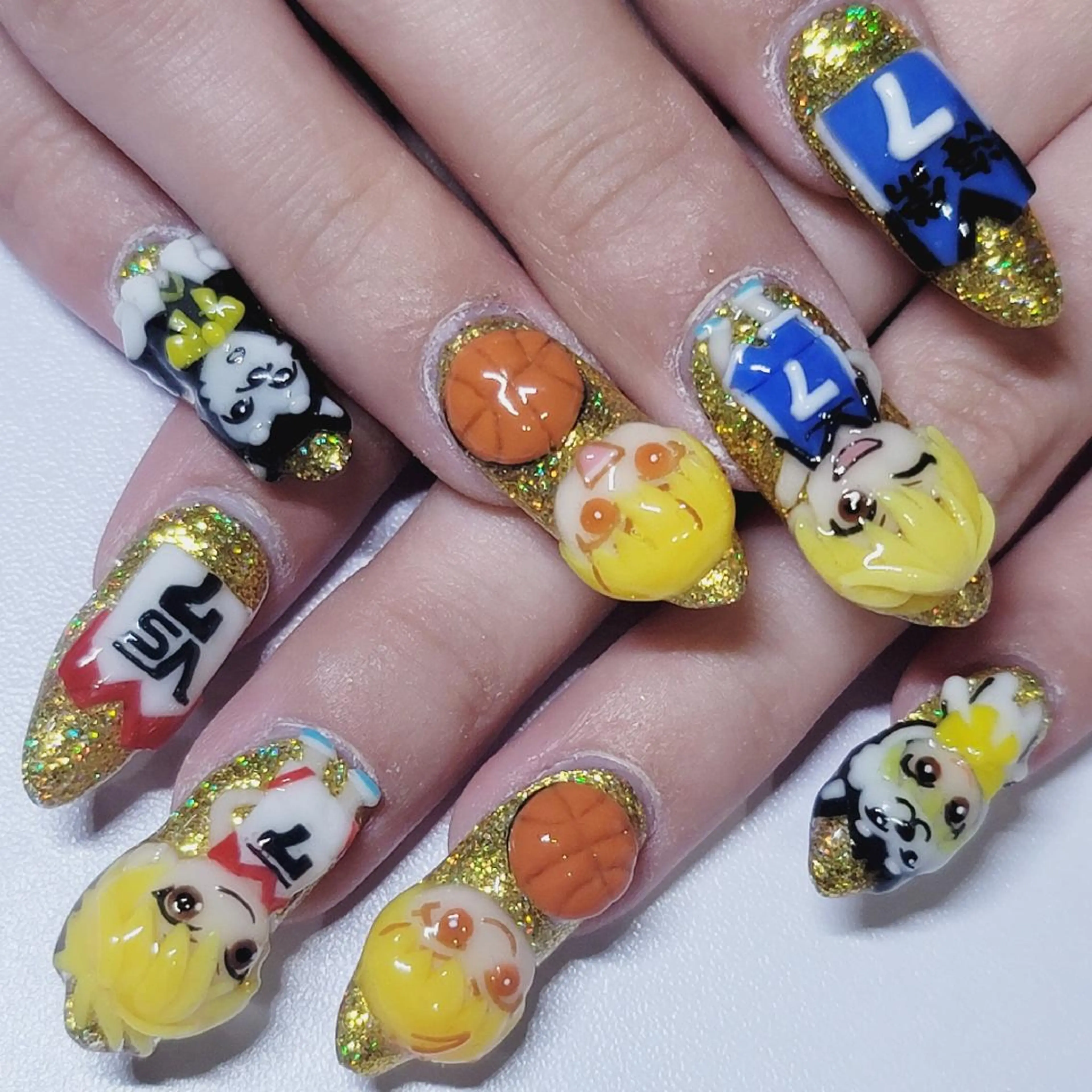 ネイル アートネイル オーロラネイル ラメ(グリッター) ワンカラーネイル 黄色 ハンドネイル よしだ ひろきのネイルデザイン