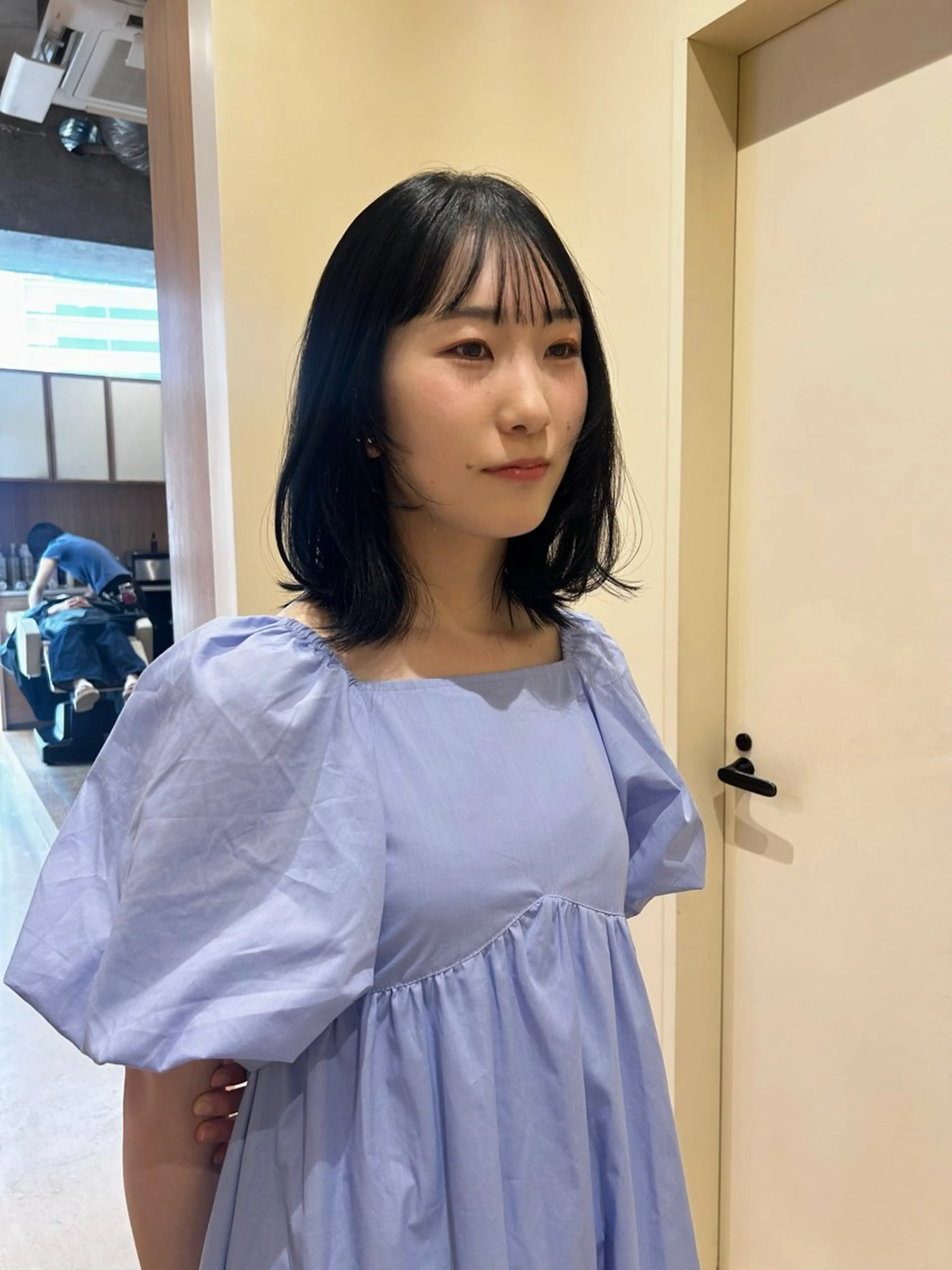 セミロング カット ヘアカラー SHINDO MIYUのヘアスタイル