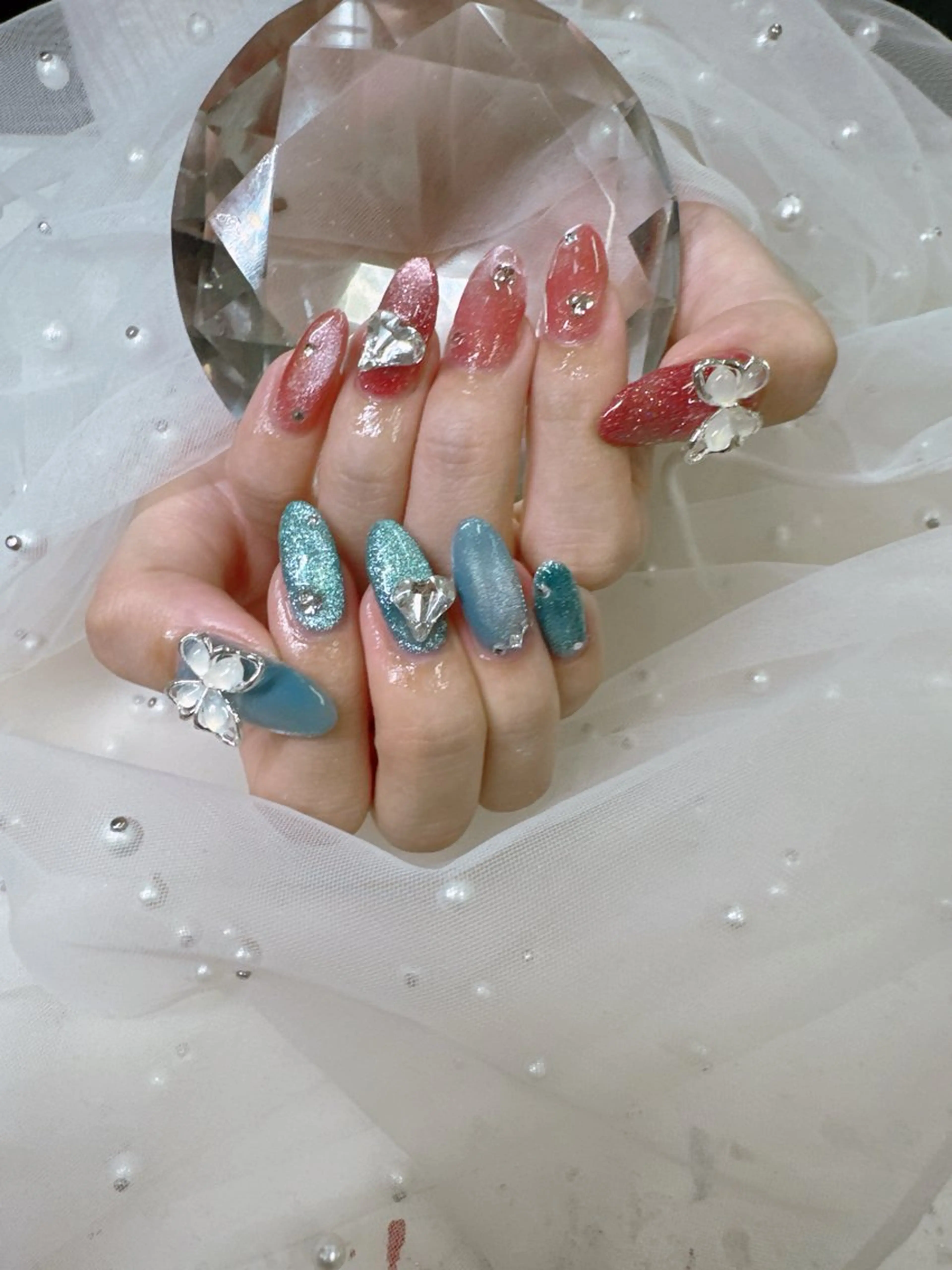 ネイル フレンチネイル ジェルネイル ガラスフレンチ キラキラネイル パラジェル ハンドネイル Queeens nailのネイルデザイン