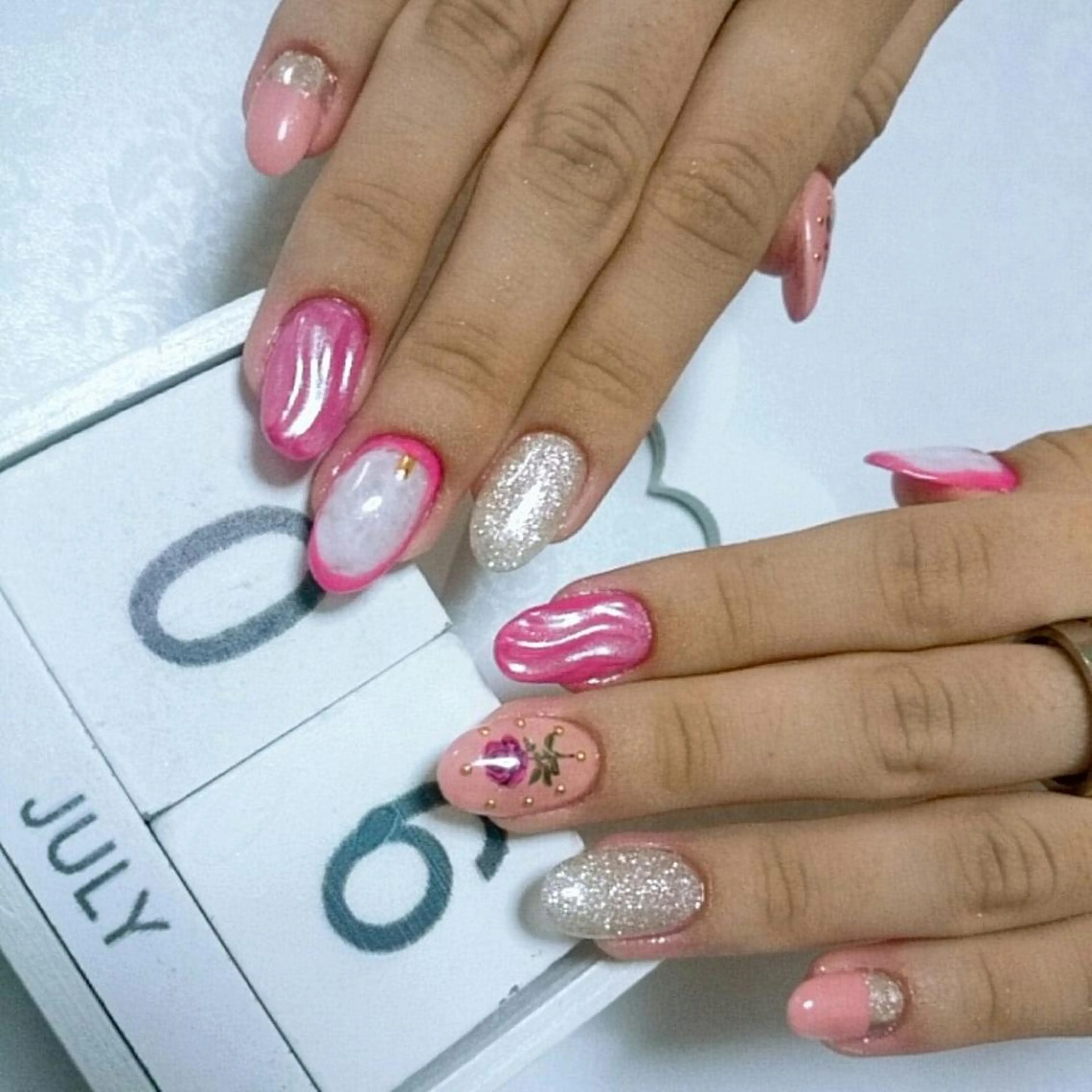 ネイル JEWEL nailのネイルデザイン