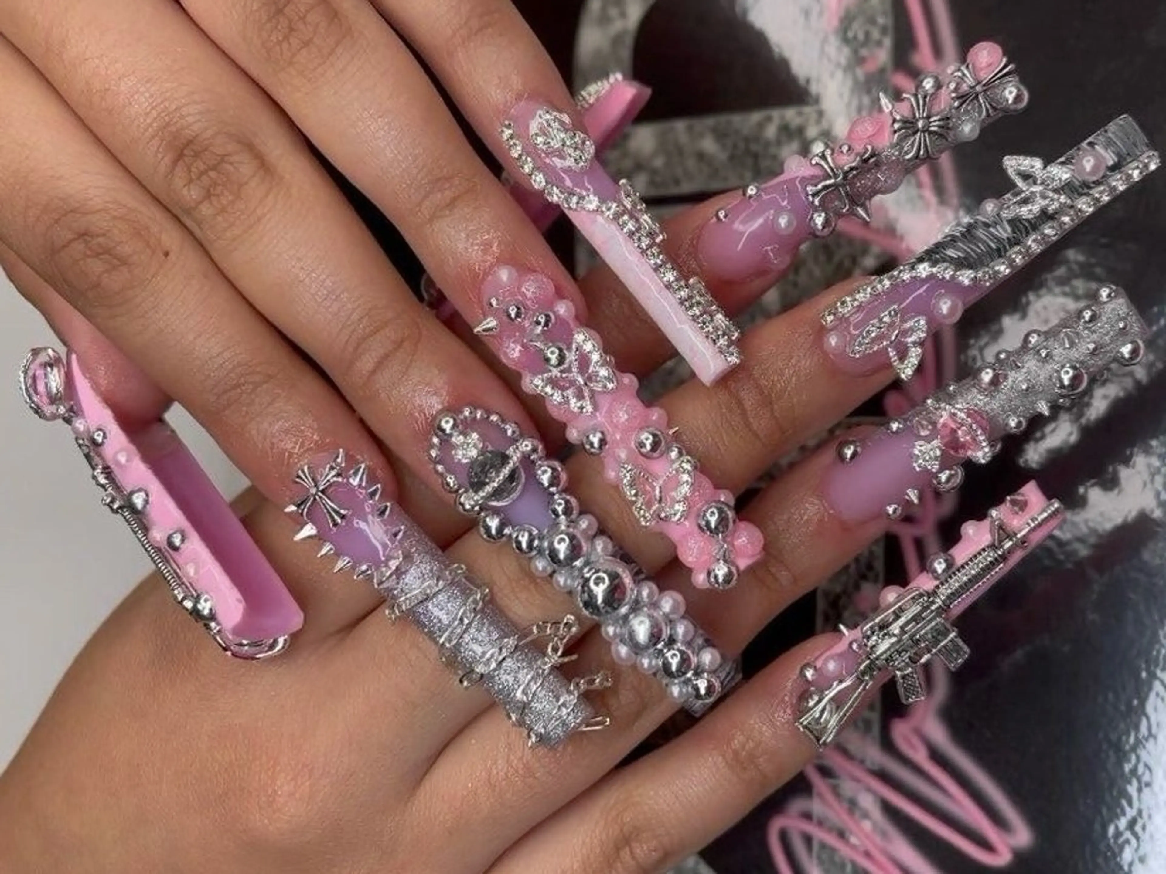 ネイル マグネットネイル ミラーネイル ニュアンスネイル シンプルネイル ハンドネイル ハンドケア 古賀 佳織のネイルデザイン