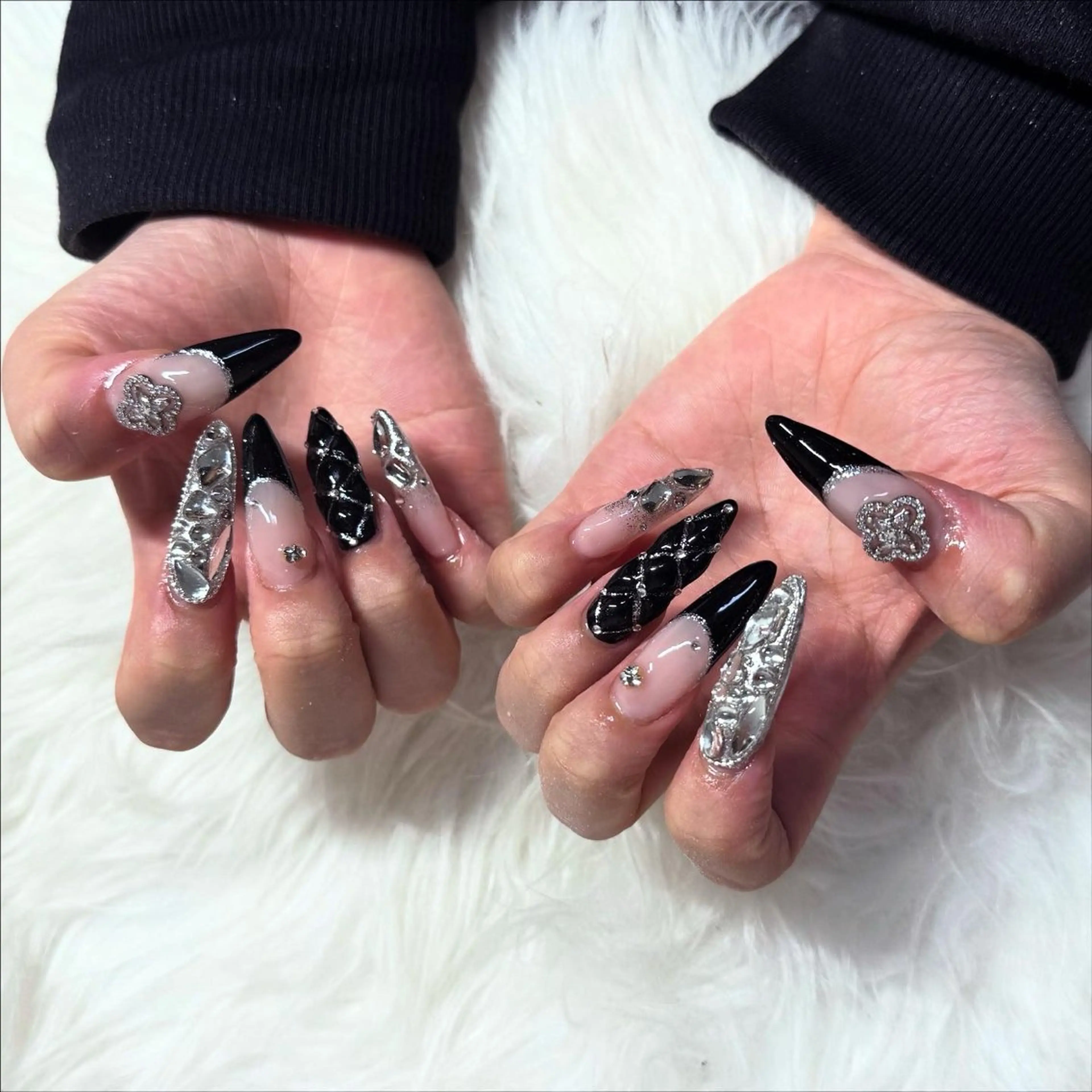 ロング ハンドネイル mao .のネイルデザイン