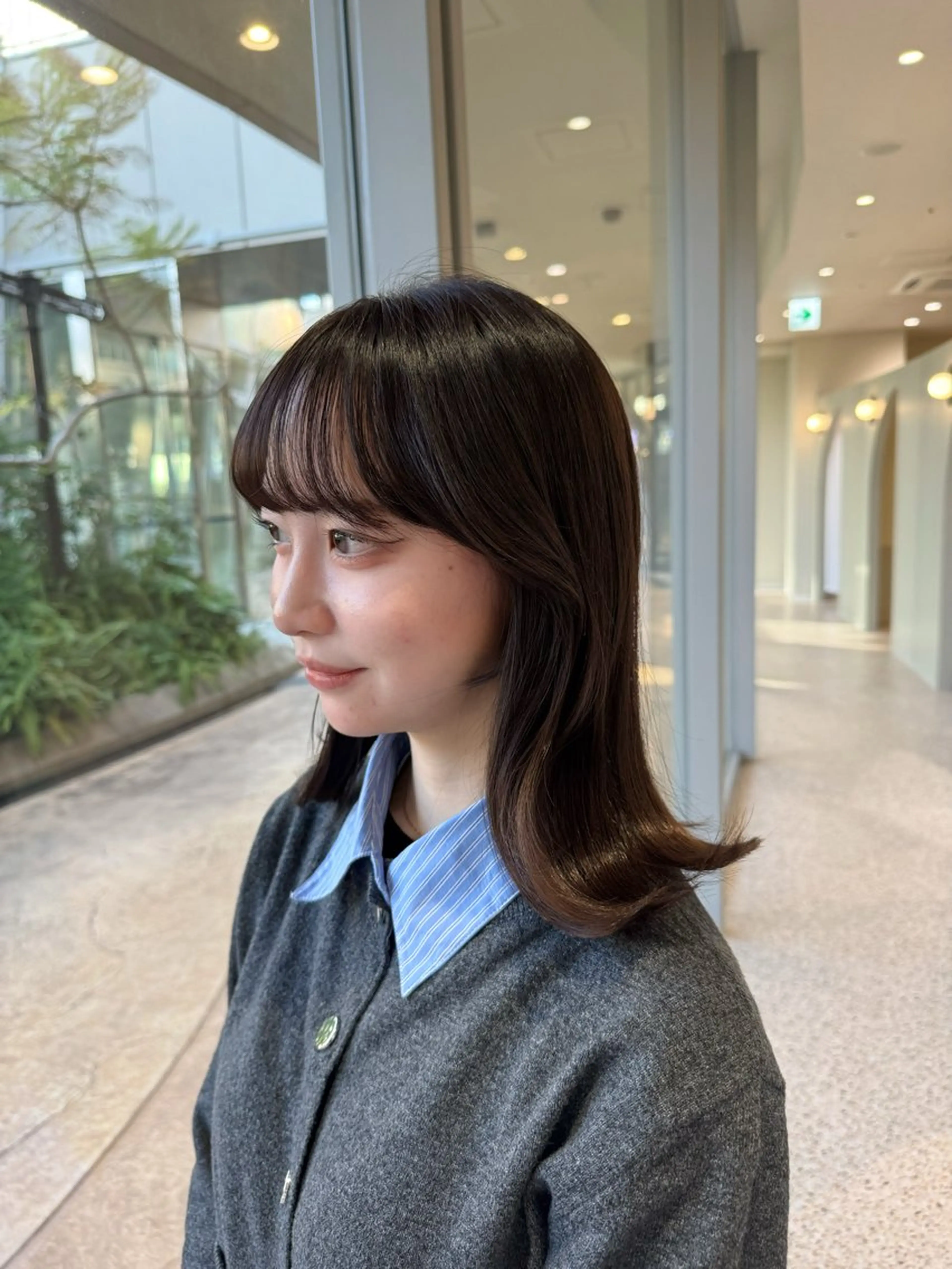 ロング カラー トリートメント カット ヘアカラー ichica🤍 暗艶カラー/縮毛矯正のヘアスタイル