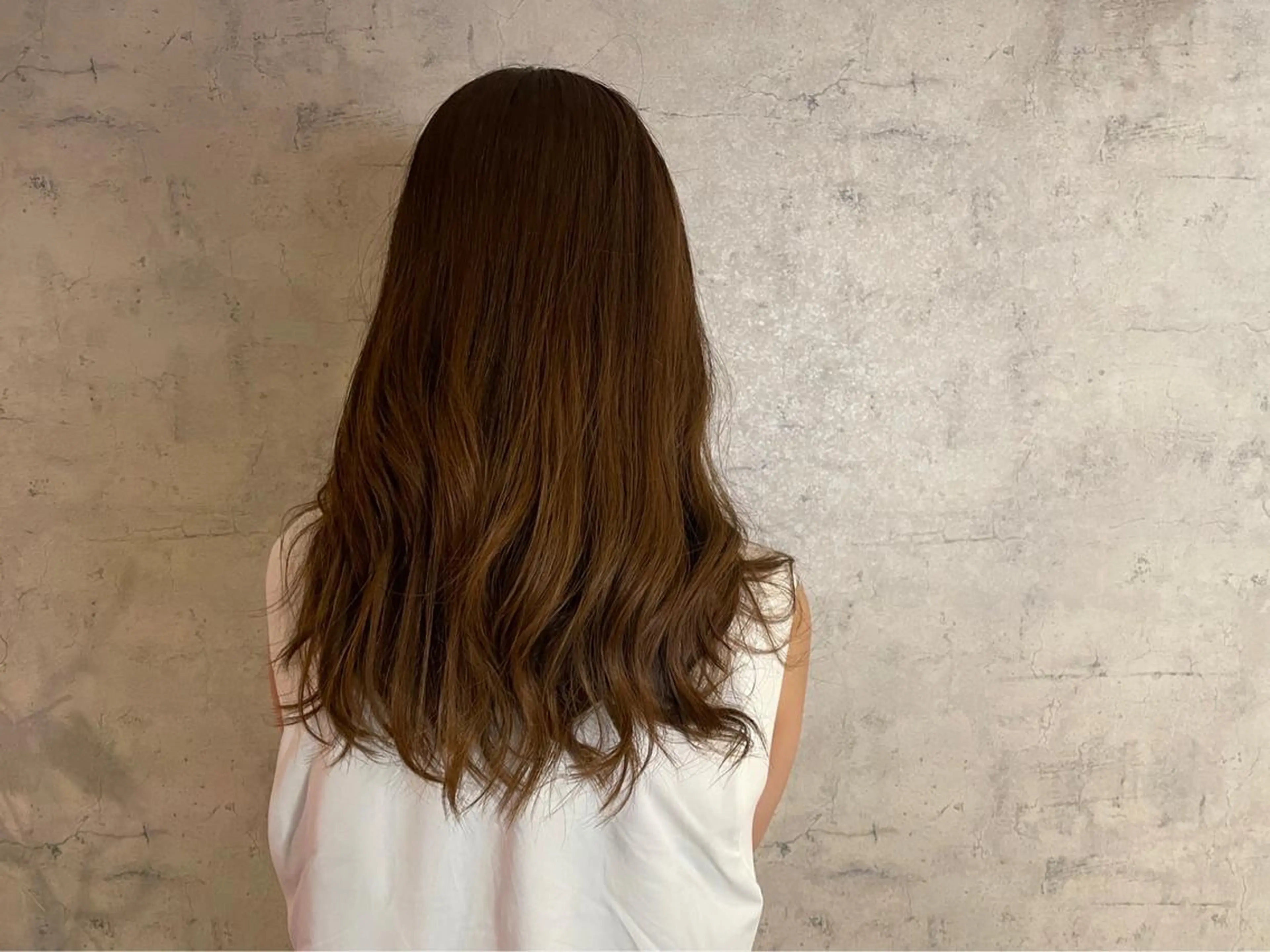 ロング カラー 透明感カラー vato バトのヘアスタイル