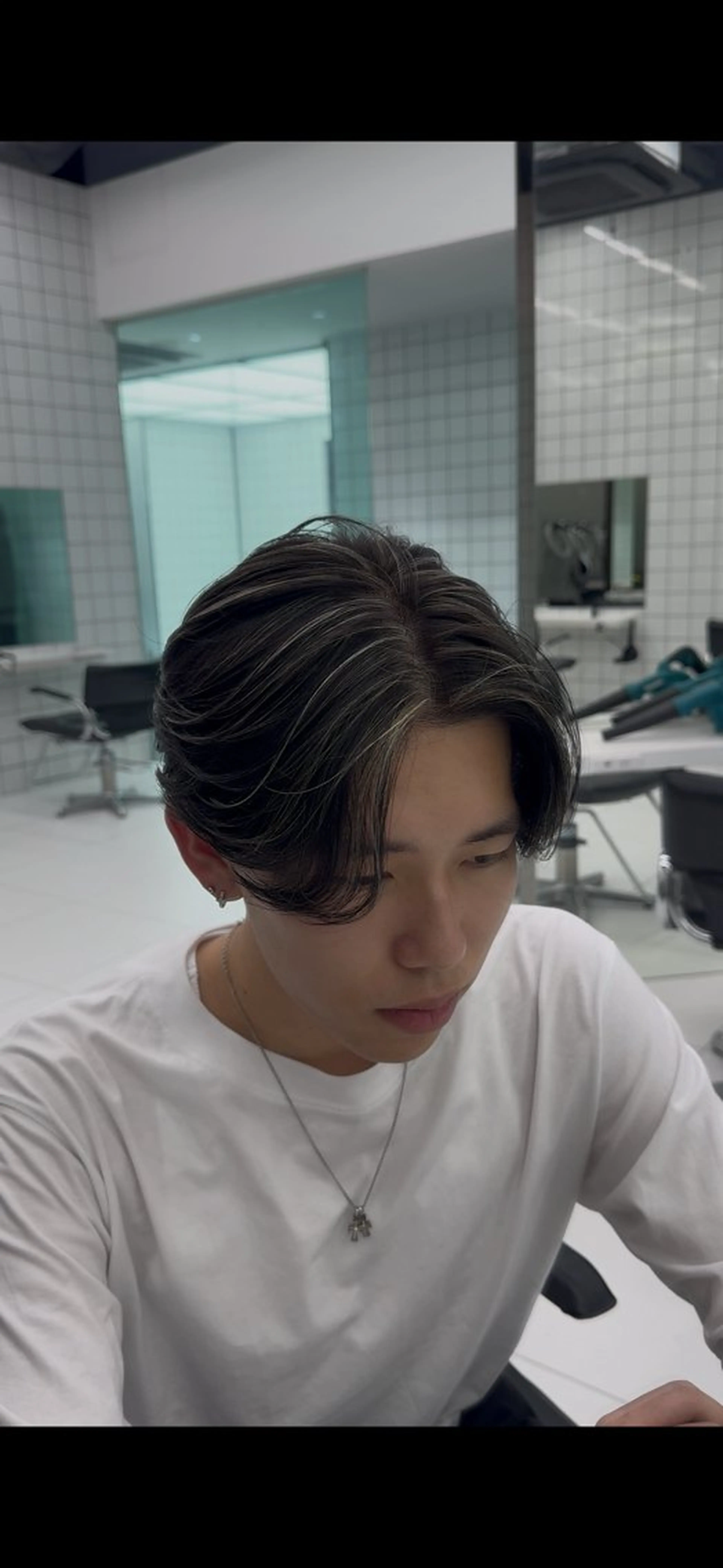 カラー メンズ ヘアカラー 高崎 堅心のヘアスタイル