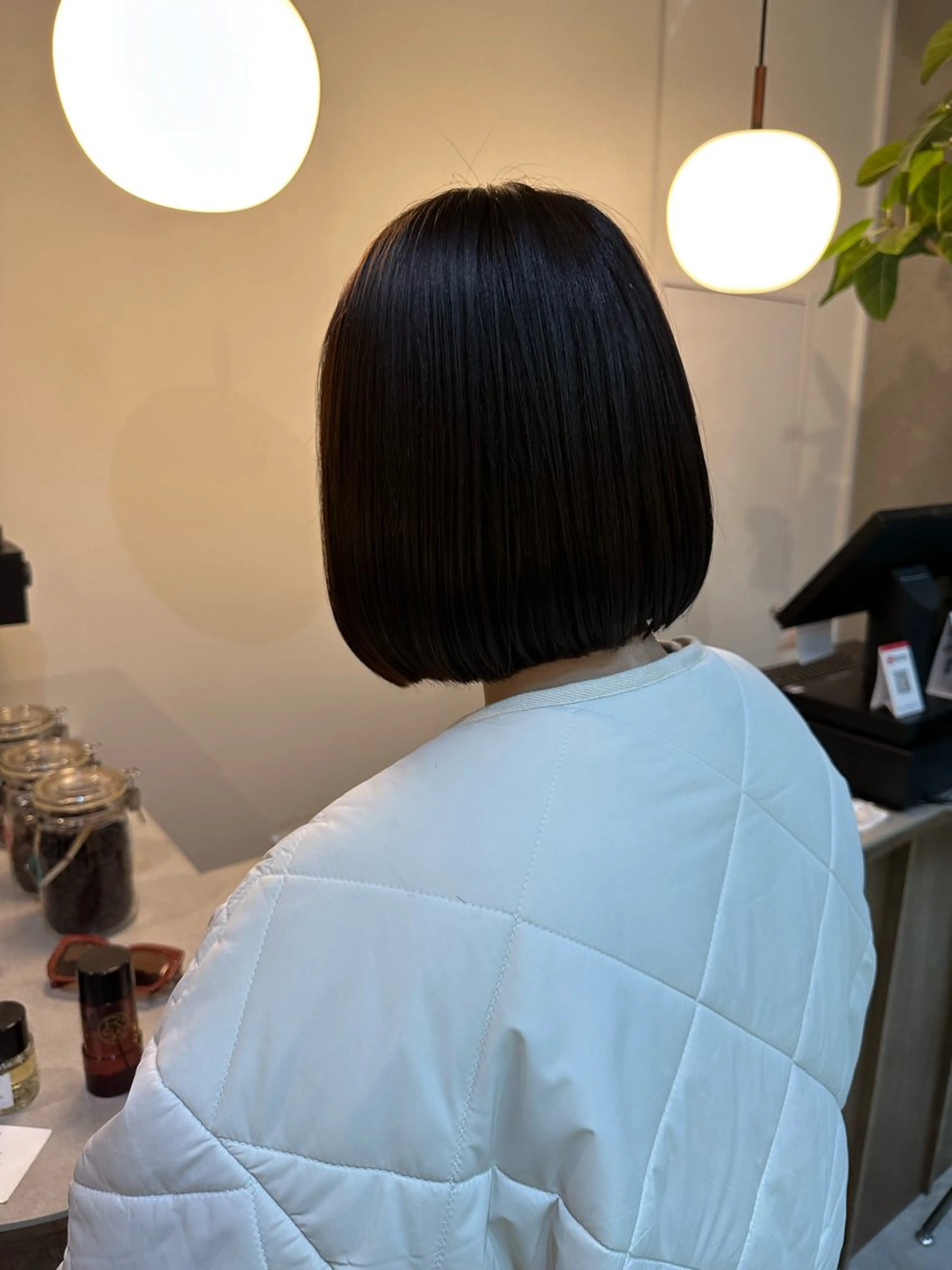 ミディアム Shiro RENのヘアスタイル