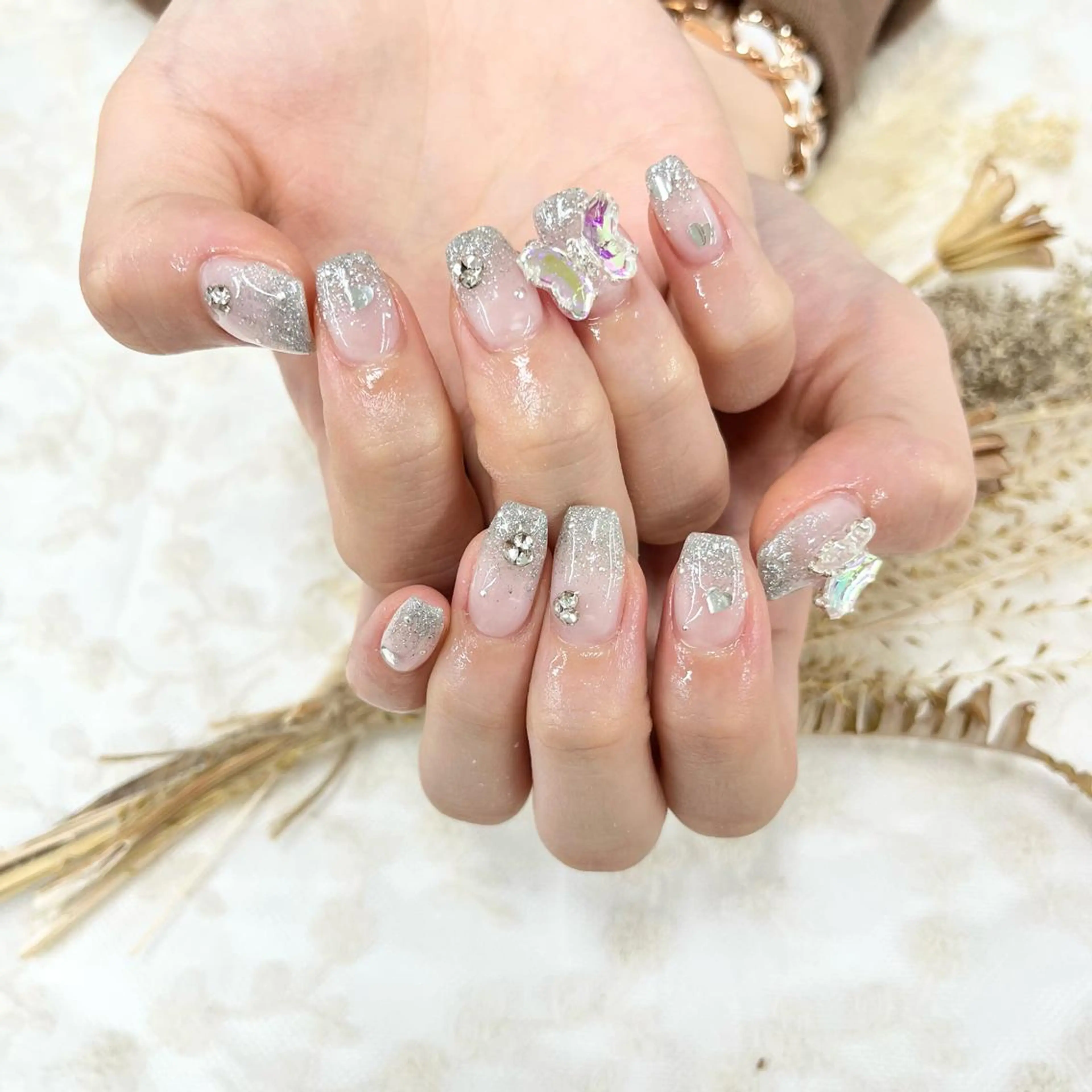 ネイル Basic町田本店 Suzunaのネイルデザイン