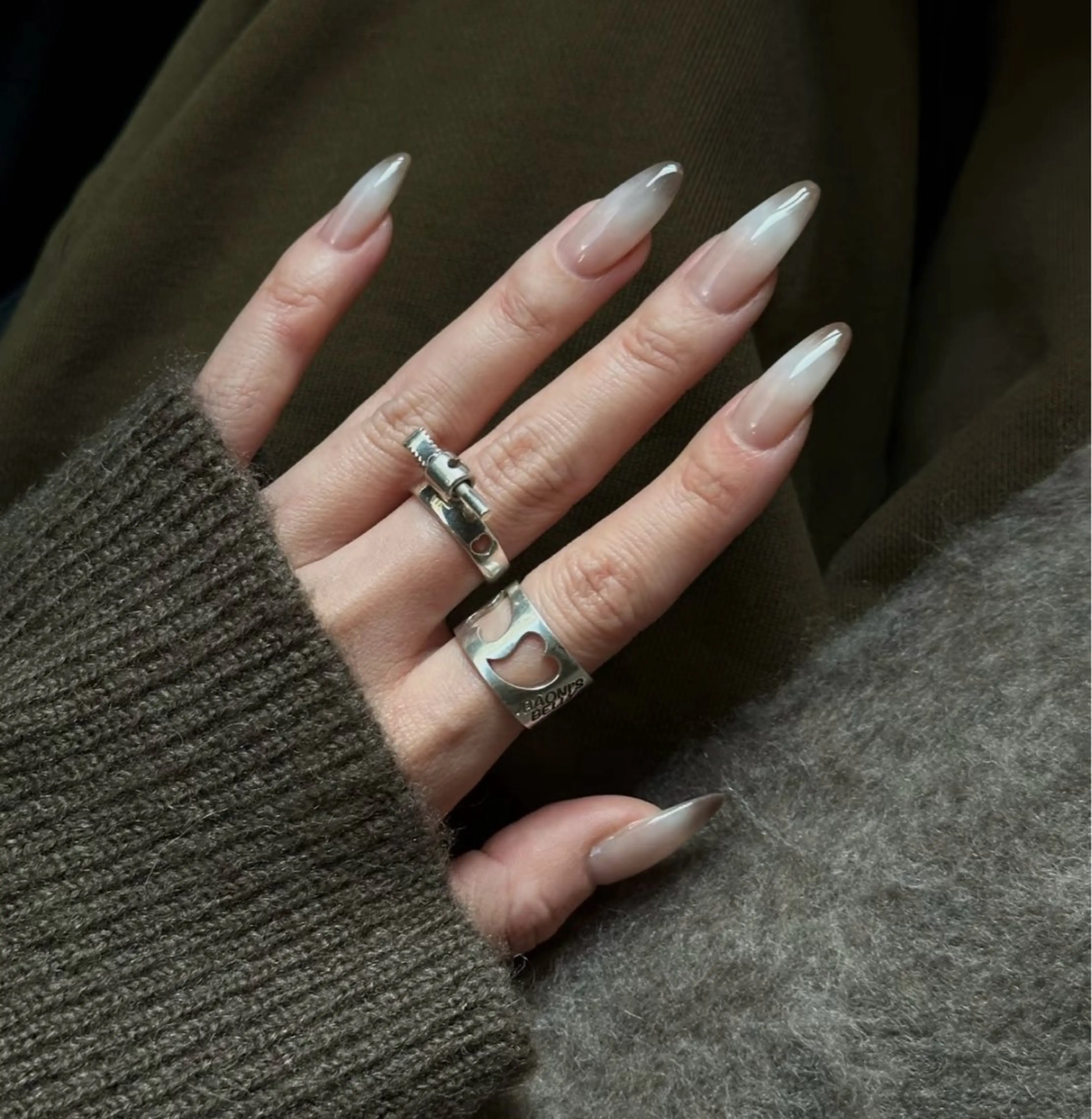 ネイル ハンドネイル BERA NAILSのネイルデザイン