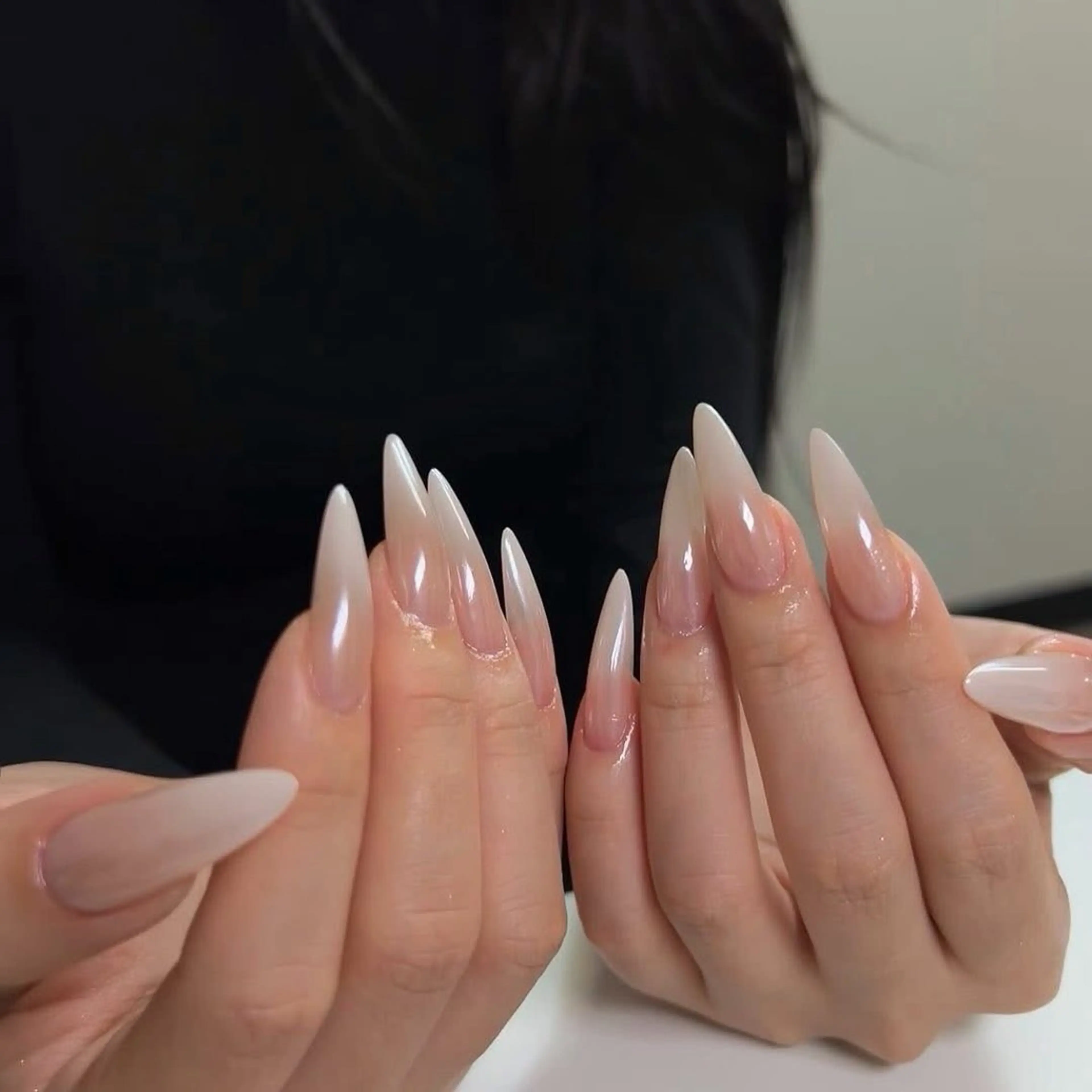 ネイル ハンドネイル T. Leeのネイルデザイン