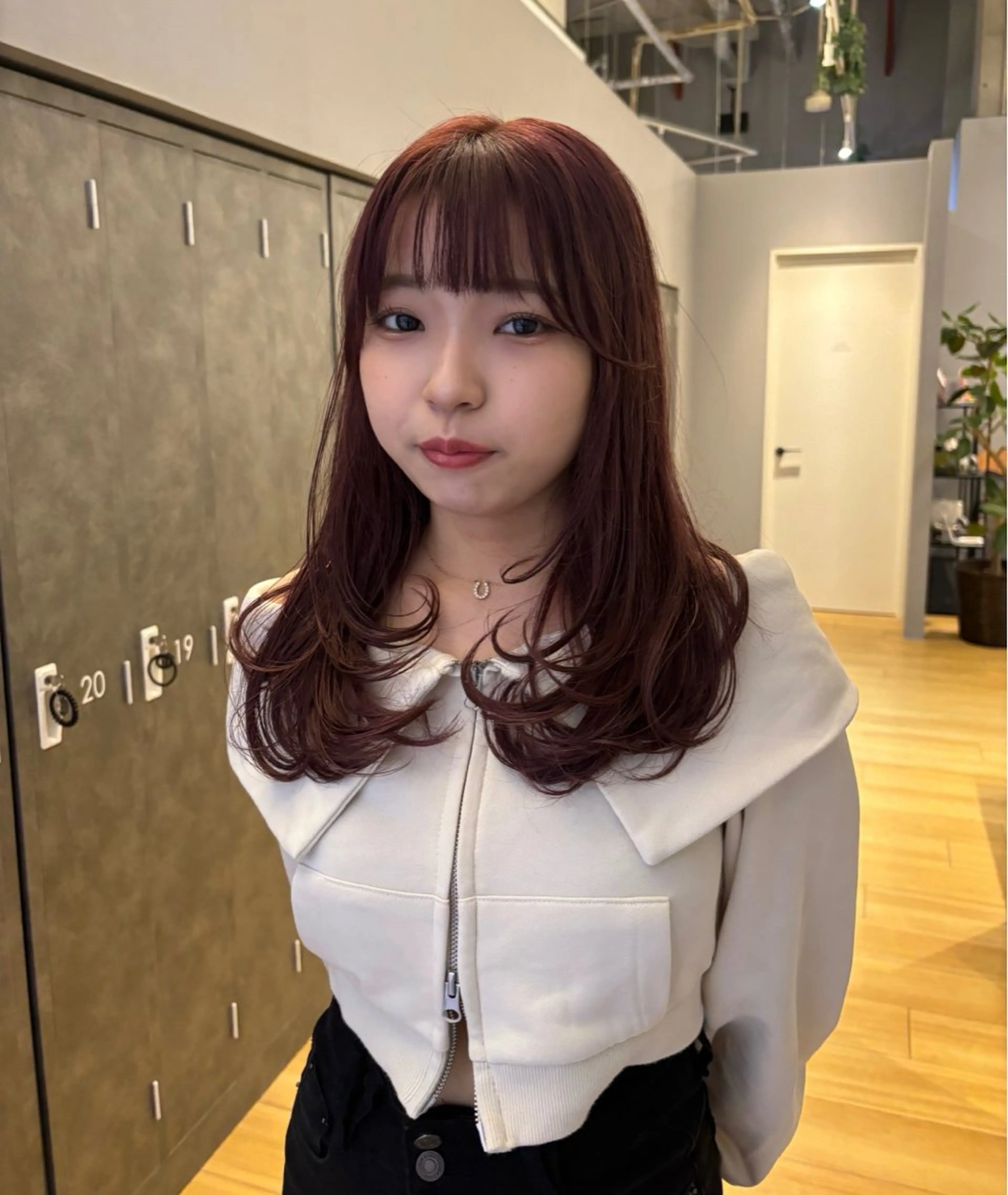 ロング 重里 瑠花のヘアスタイル